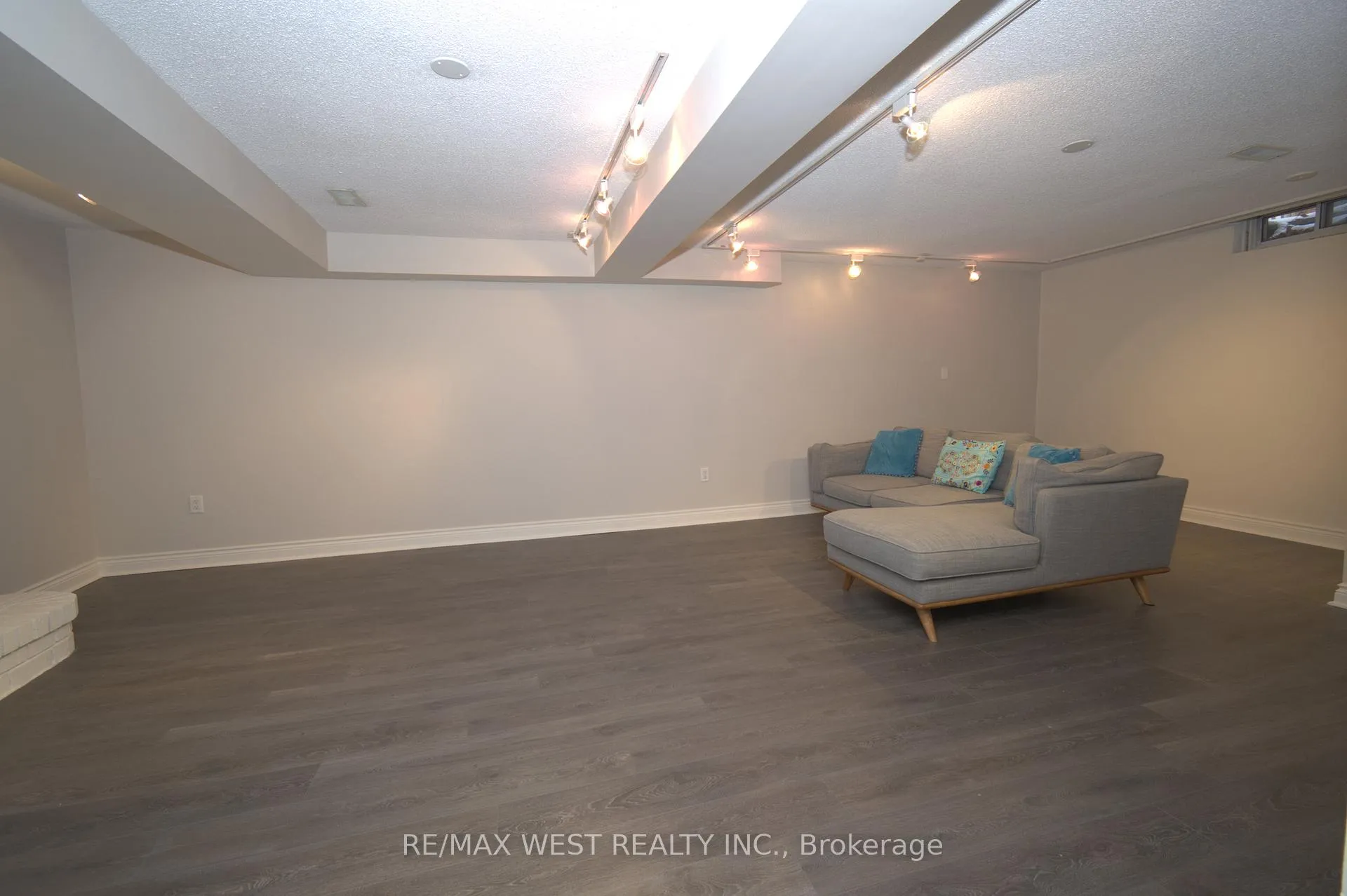 Photo 9 of 86 Bellona Street, Vaughan, West Woodbridge — HOMEH