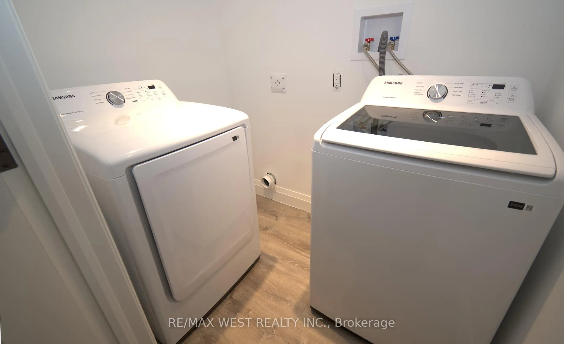 Photo 13 of 86 Bellona Street, Vaughan, West Woodbridge — HOMEH