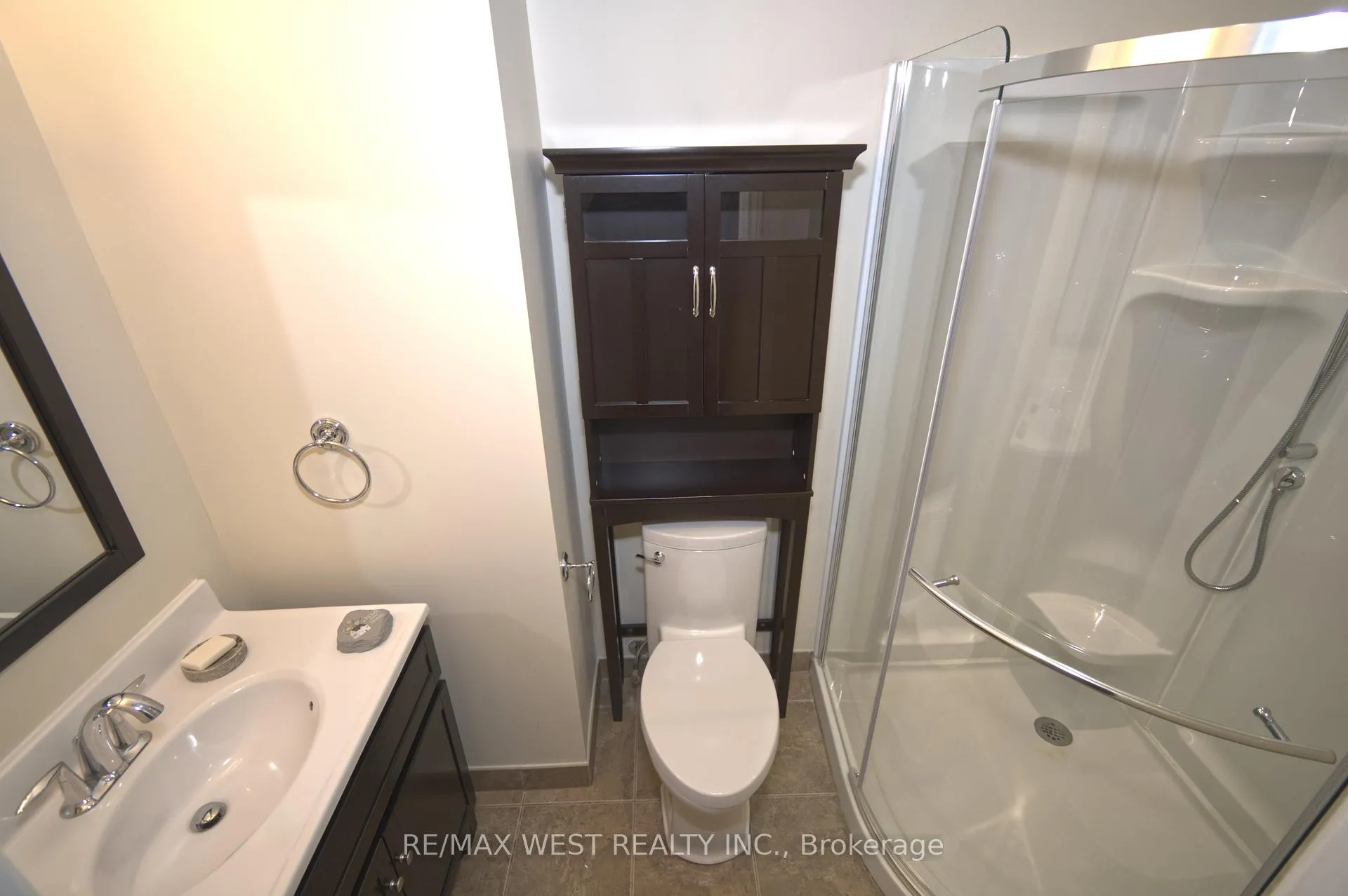 Photo 15 of 86 Bellona Street, Vaughan, West Woodbridge — HOMEH