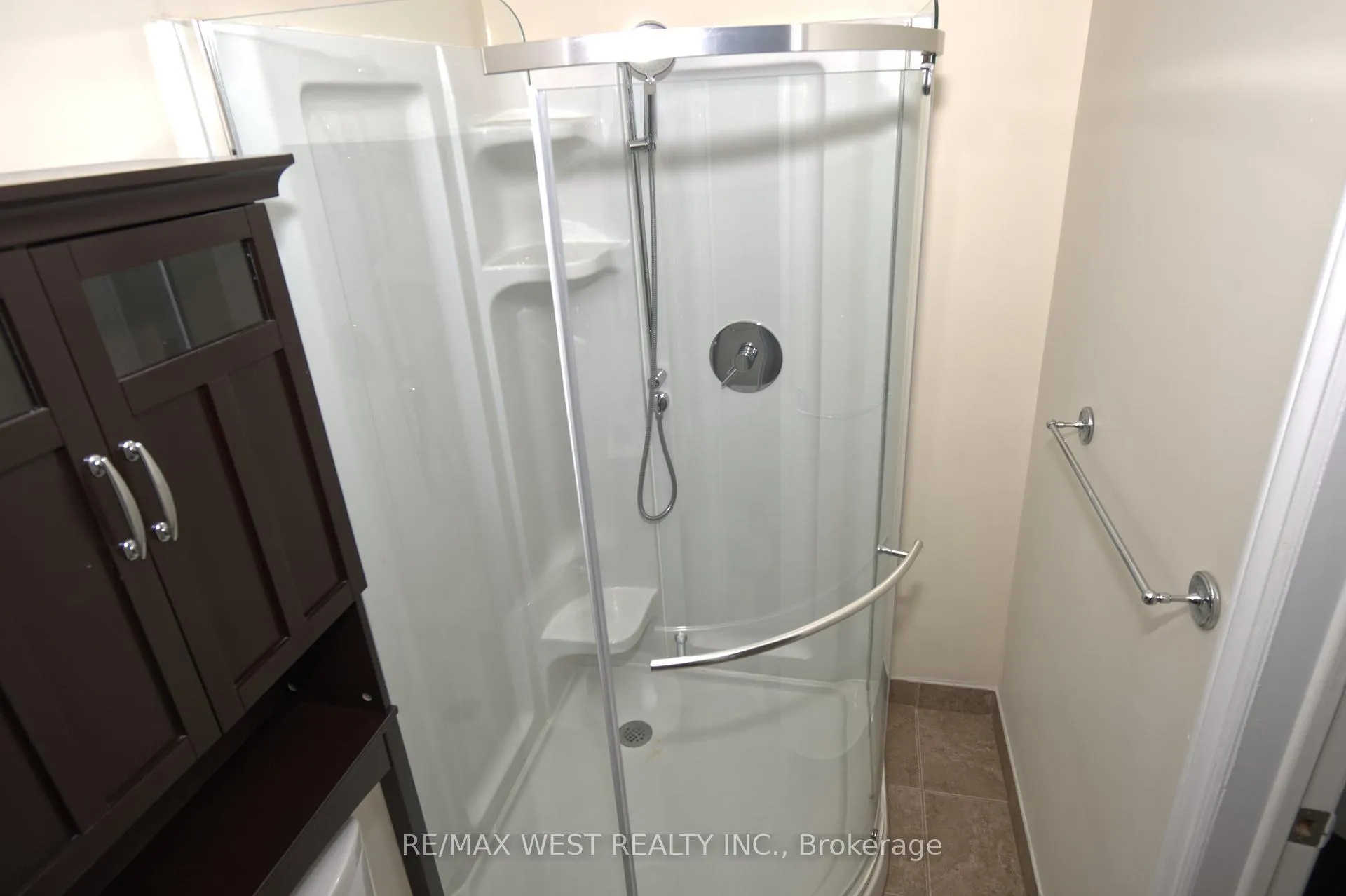Photo 16 of 86 Bellona Street, Vaughan, West Woodbridge — HOMEH