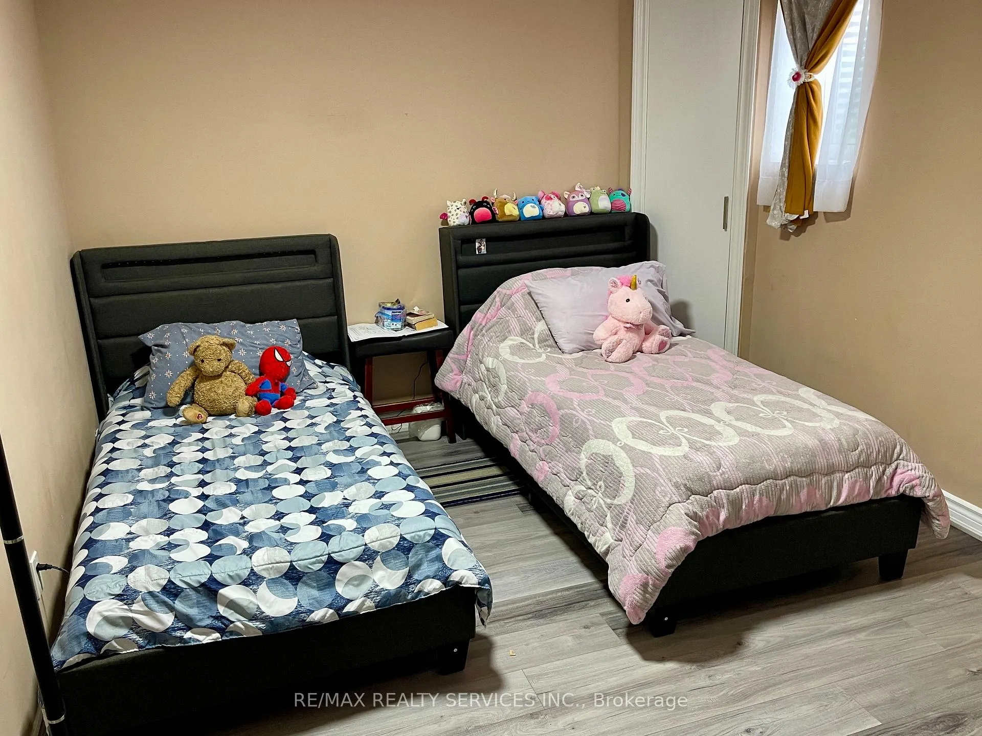 Photo 4 of 35 Agricola Road, Brampton, Northwest Brampton — HOMEH