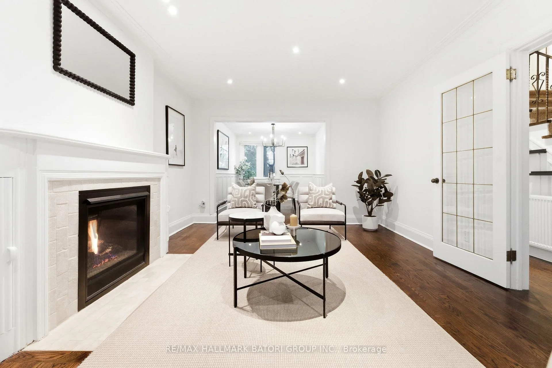 Photo 2 of 531 Briar Hill Avenue, Toronto, Forest Hill North — HOMEH