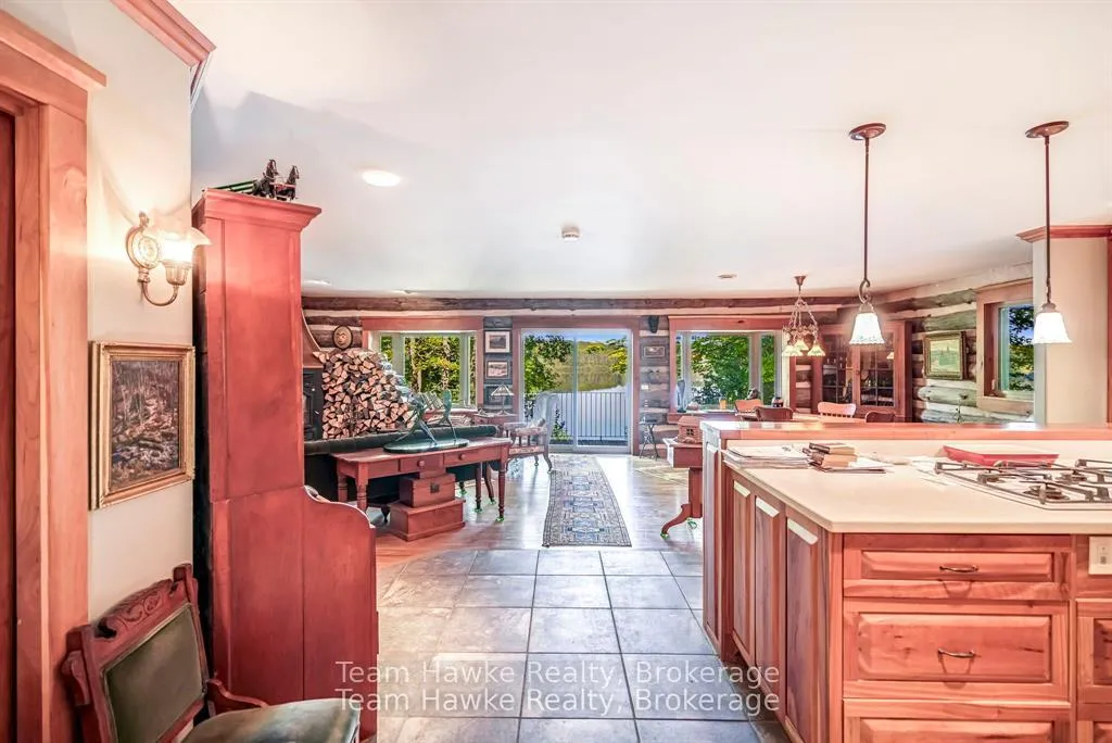 Photo 6 of 968 Sumac Lane, Midland — HOMEH