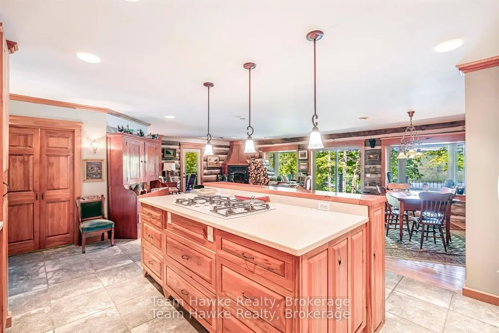 Photo 11 of 968 Sumac Lane, Midland — HOMEH