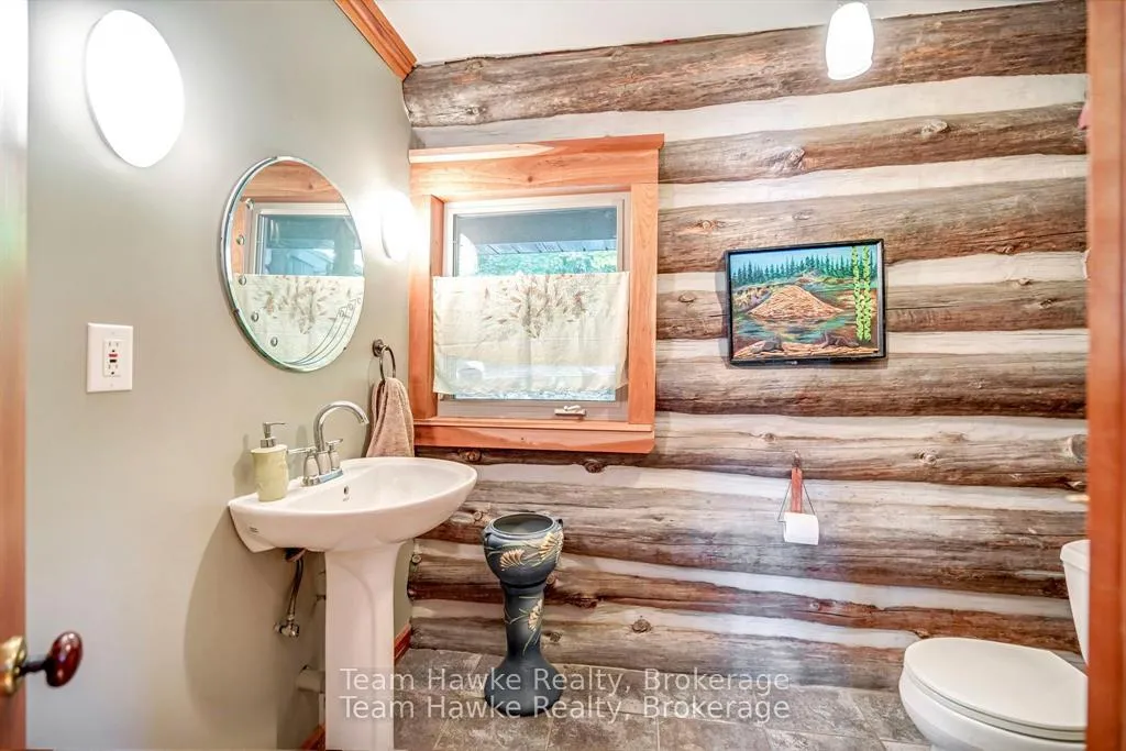 Photo 21 of 968 Sumac Lane, Midland — HOMEH
