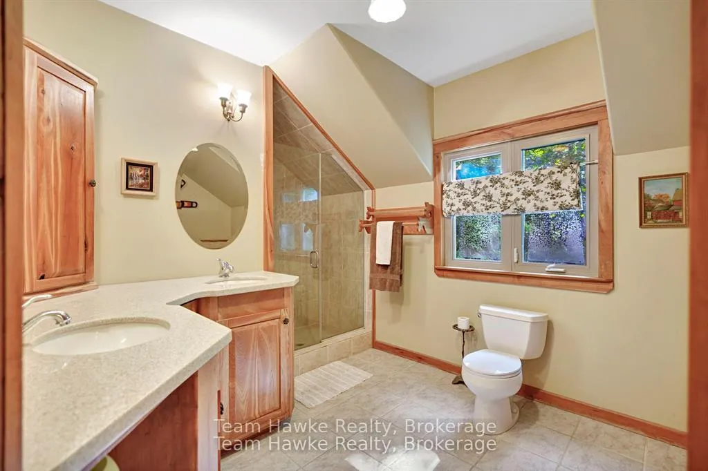 Photo 23 of 968 Sumac Lane, Midland — HOMEH