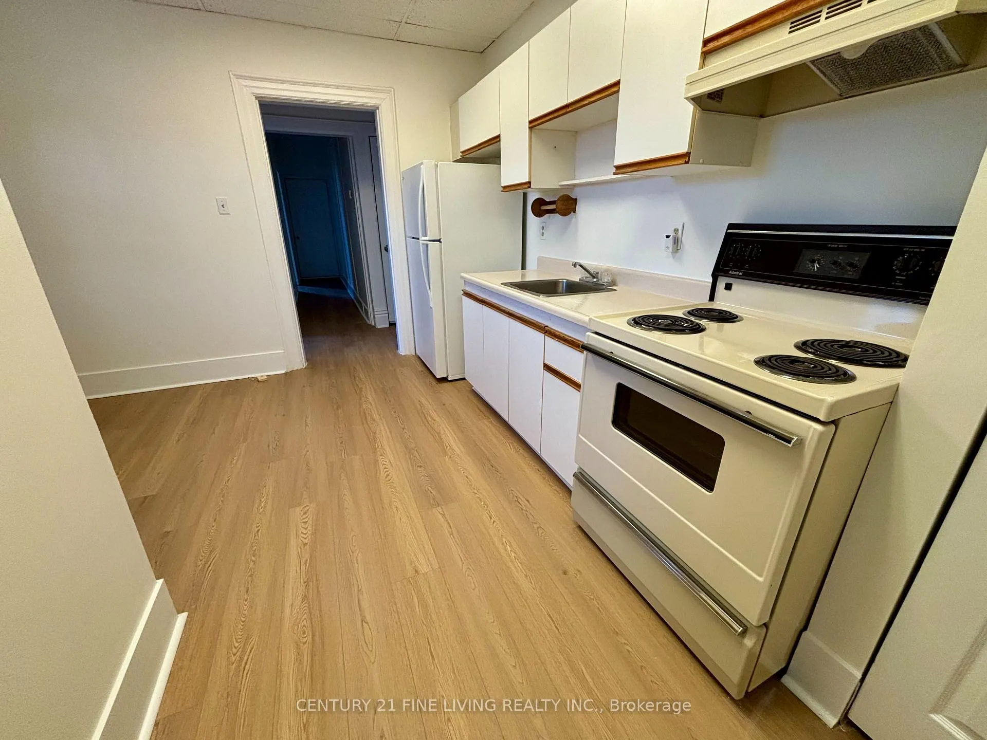 Photo 3 of Unit 1, 144 Bradford Street, Barrie, City Centre — HOMEH