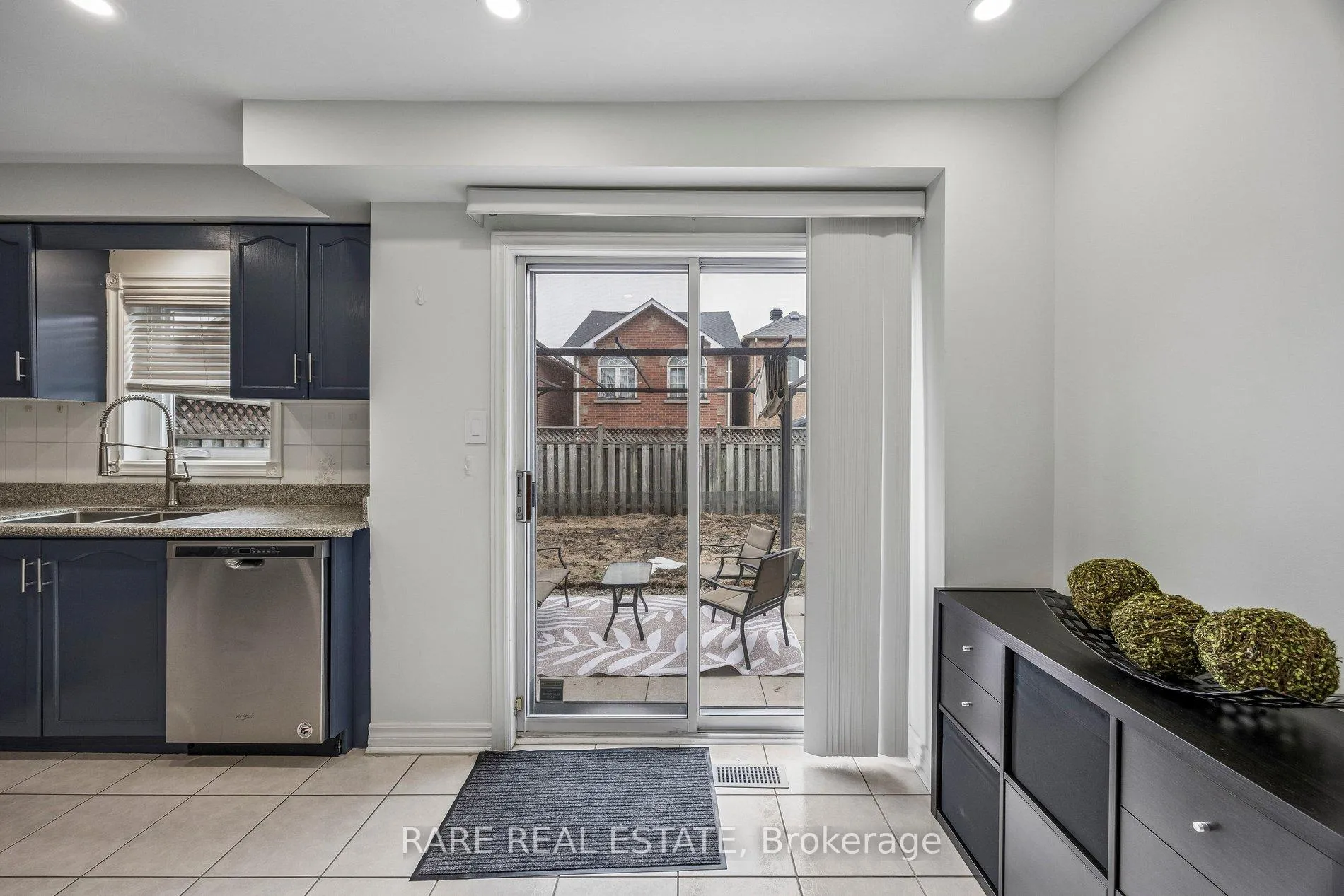 Photo 17 of 276 Milliken Meadows Drive, Markham, Milliken Mills West — HOMEH