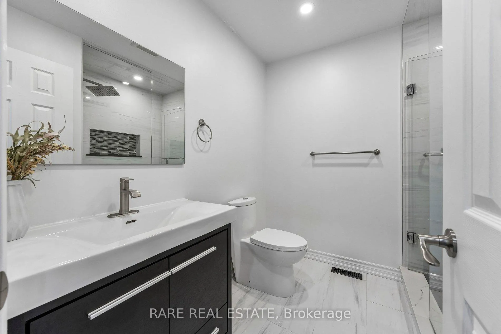 Photo 32 of 276 Milliken Meadows Drive, Markham, Milliken Mills West — HOMEH