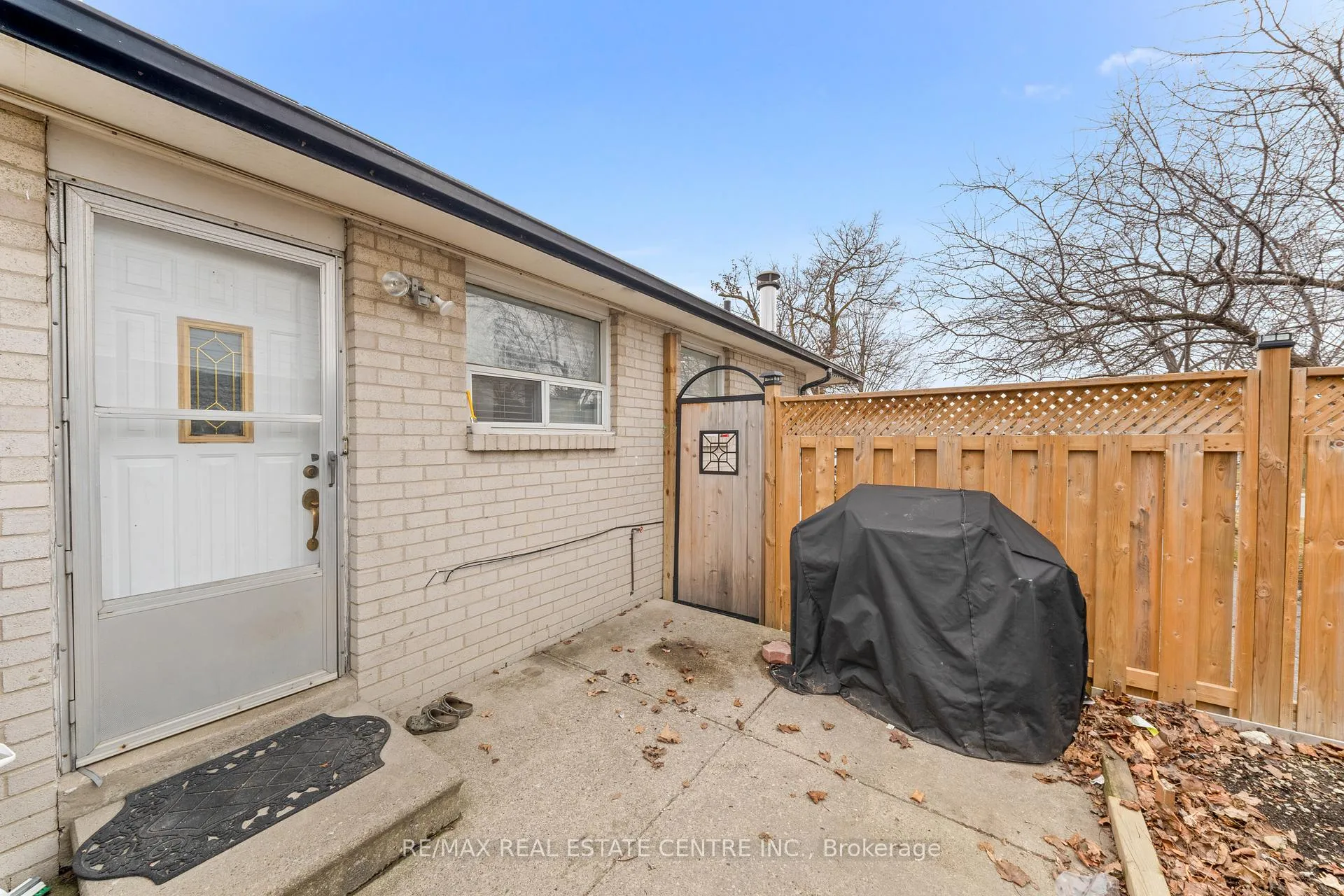 Photo 7 of 25 Juniper Crescent, Brampton, Northgate — HOMEH