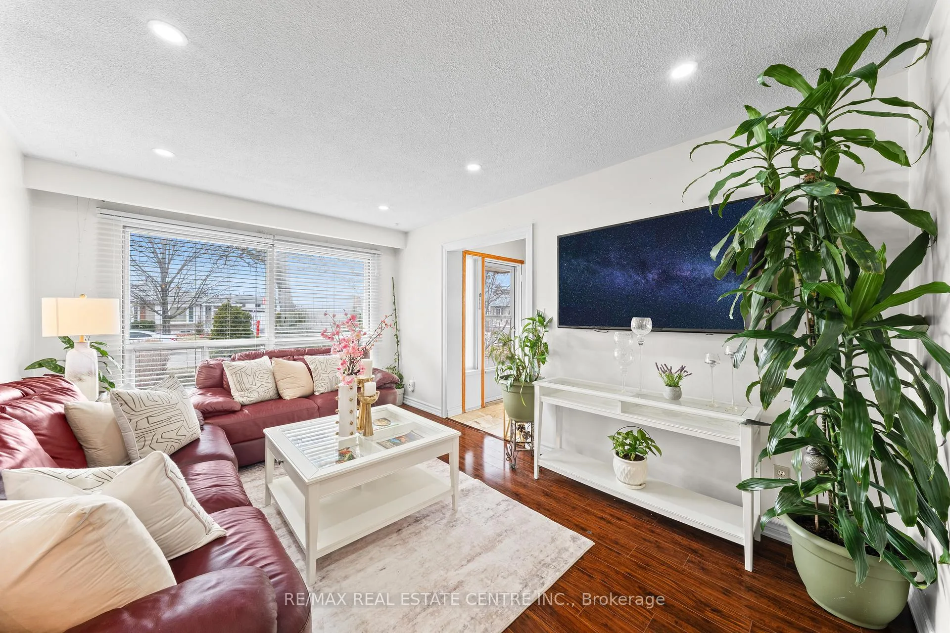 Photo 13 of 25 Juniper Crescent, Brampton, Northgate — HOMEH
