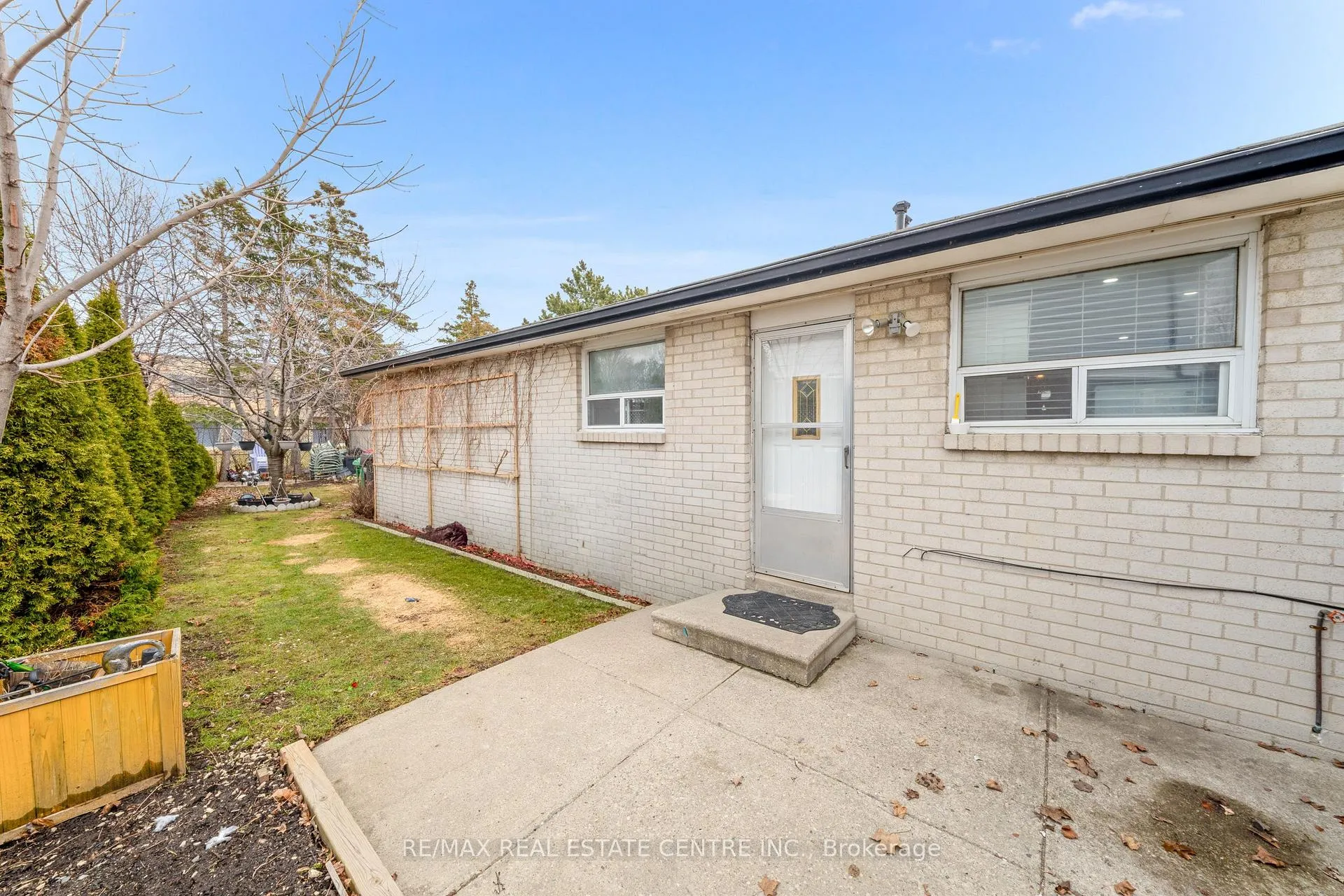 Photo 48 of 25 Juniper Crescent, Brampton, Northgate — HOMEH