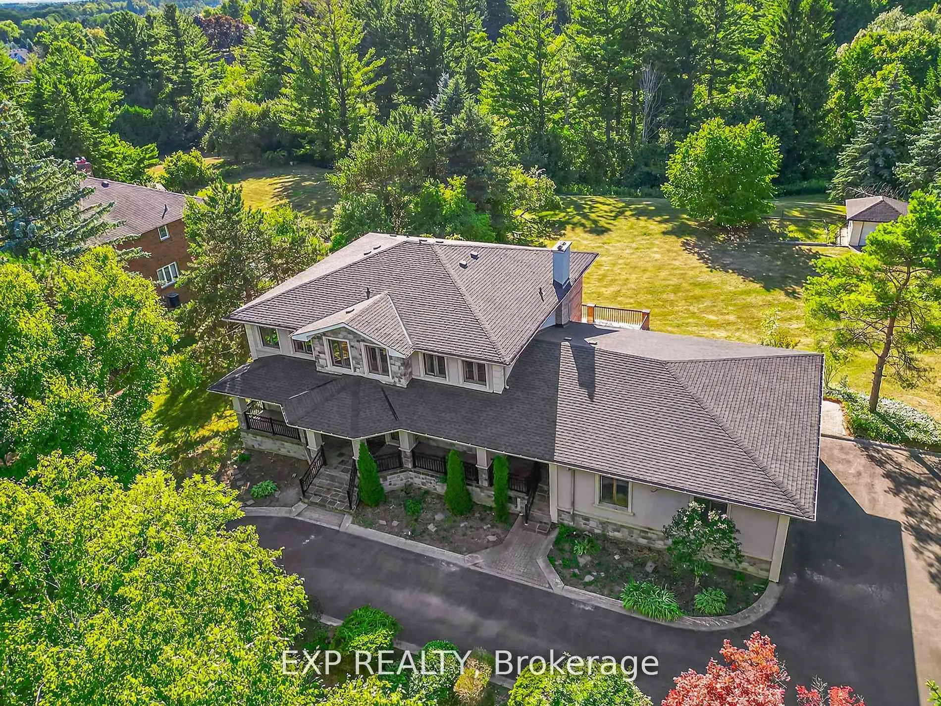 Photo 3 of 315 Stephanie Boulevard, Vaughan, Kleinburg — HOMEH