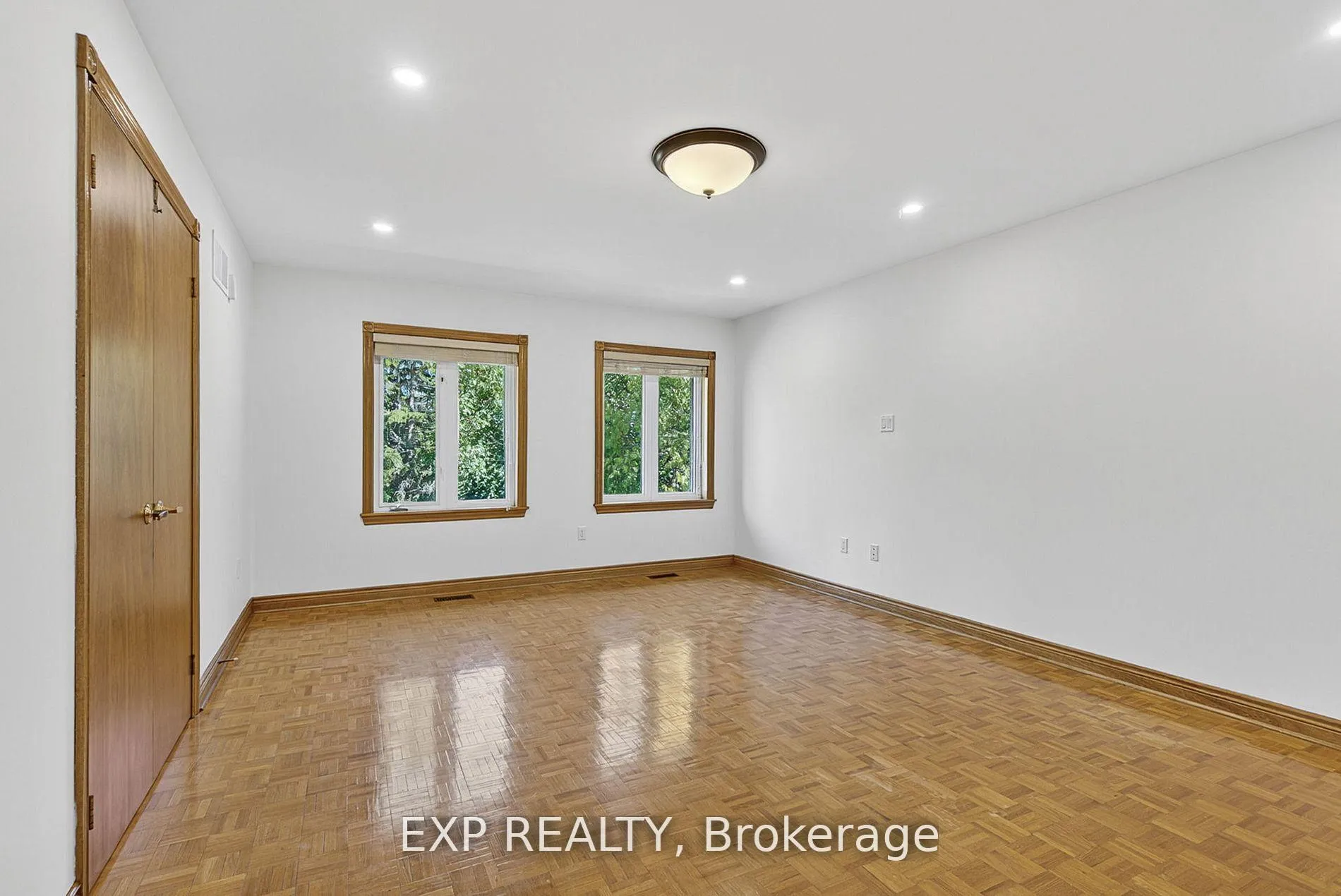 Photo 19 of 315 Stephanie Boulevard, Vaughan, Kleinburg — HOMEH