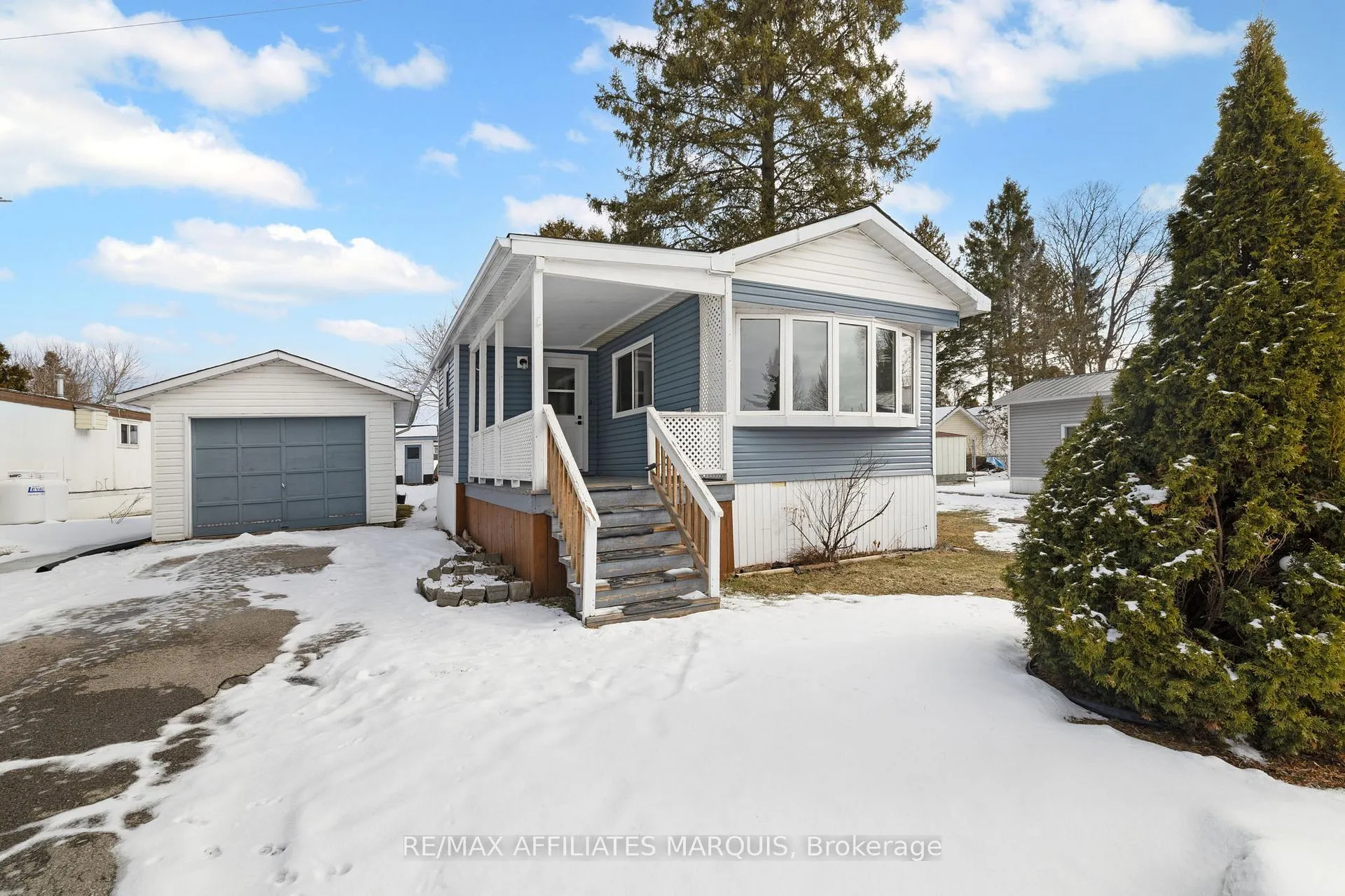 Photo 2 of 6 Bridle Path, Rideau Lakes, Rideau Lakes (South Elmsley) Twp — HOMEH