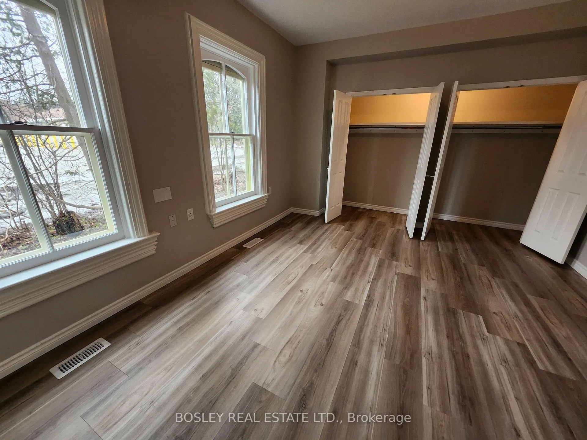 Photo 4 of Unit Brick#Main, 5958 16th Avenue, Markham, Wismer — HOMEH