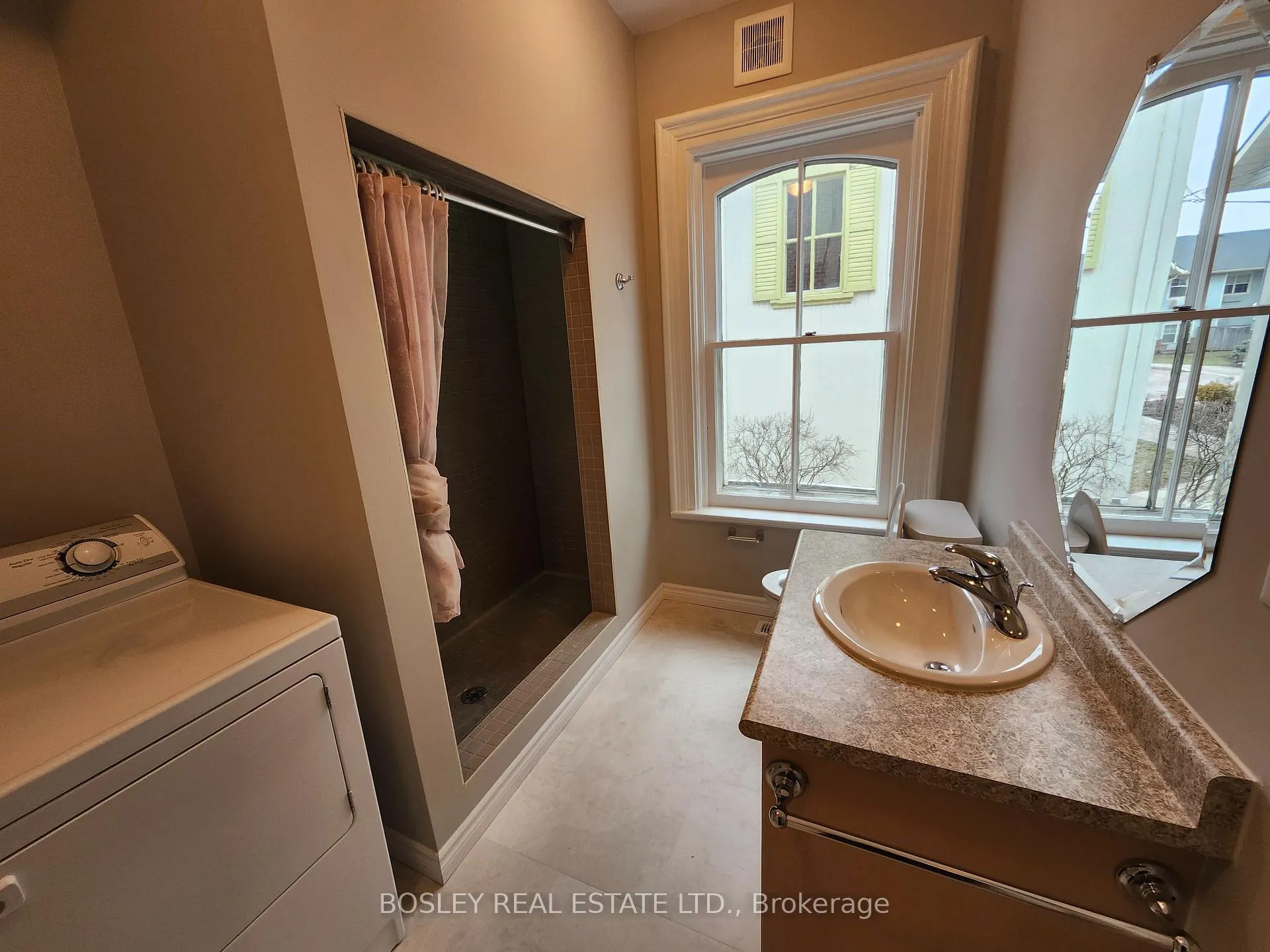 Photo 8 of Unit Brick#Main, 5958 16th Avenue, Markham, Wismer — HOMEH