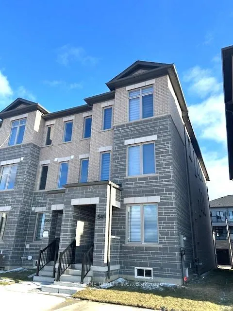 Photo 2 of 541 Vine Cliff Boulevard, Markham, Victoria Manor-Jennings Gate — HOMEH