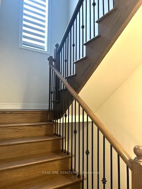 Photo 29 of 541 Vine Cliff Boulevard, Markham, Victoria Manor-Jennings Gate — HOMEH