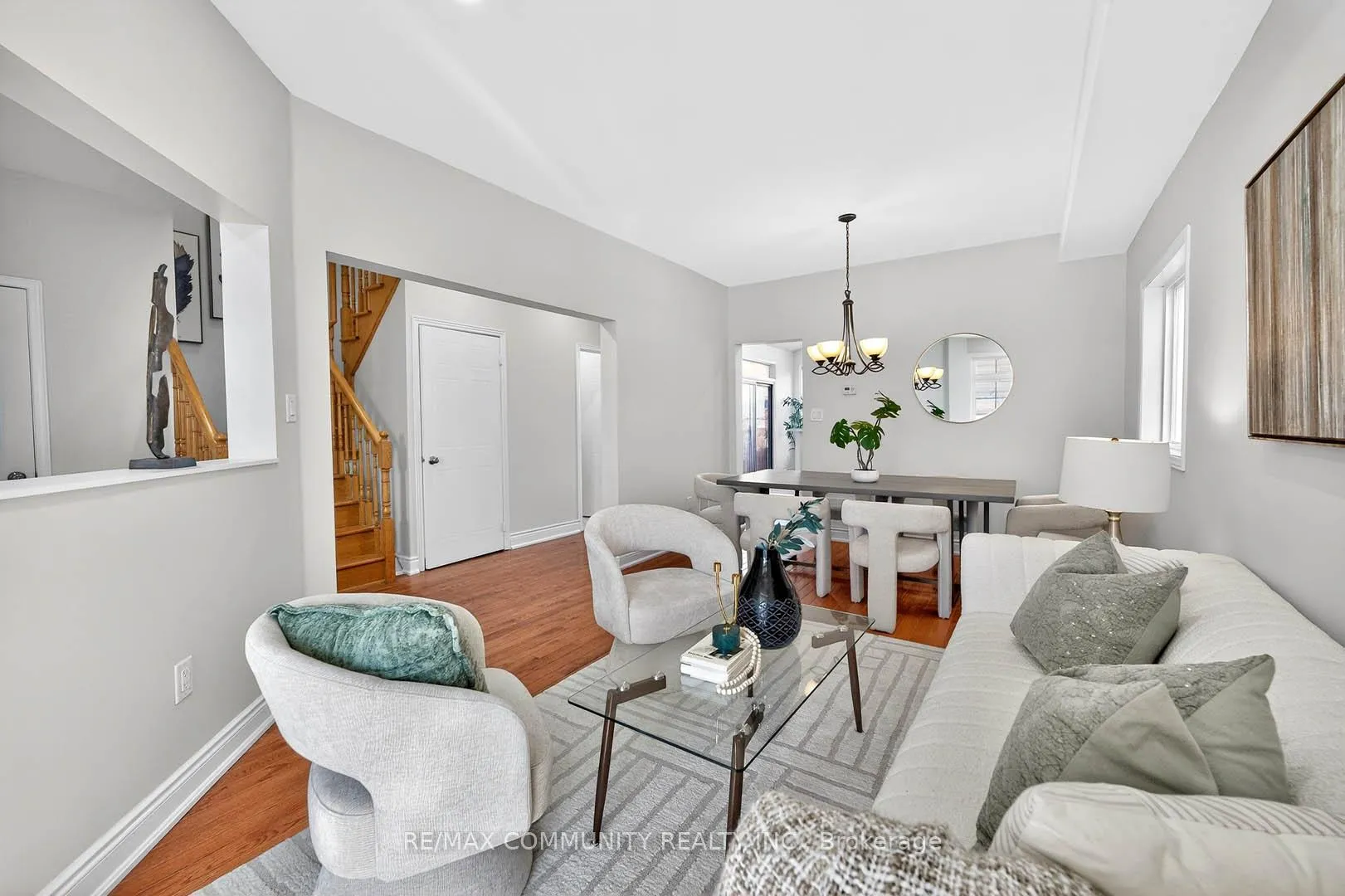 Photo 7 of 107 Monk Crescent, Ajax, Central — HOMEH