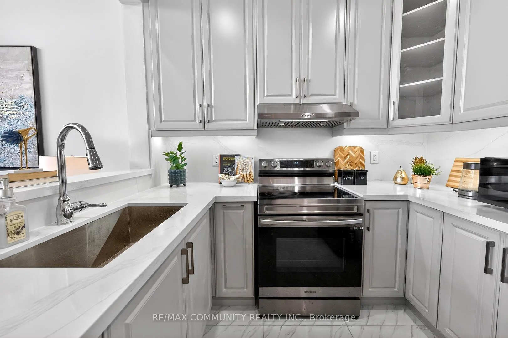 Photo 16 of 107 Monk Crescent, Ajax, Central — HOMEH