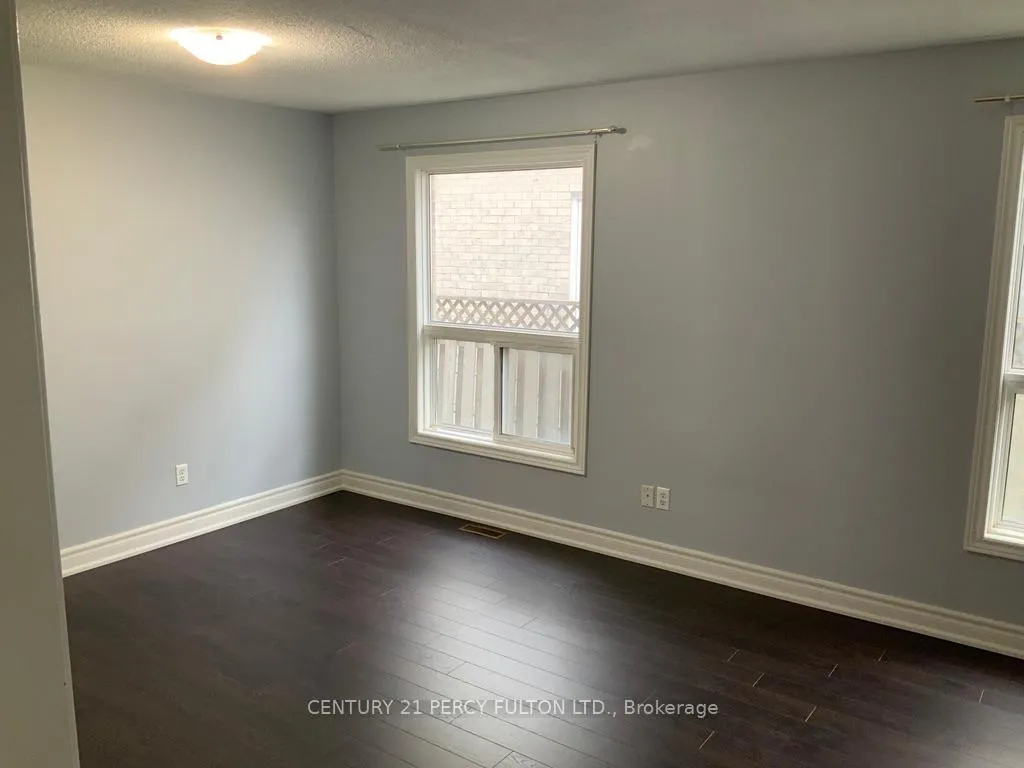 Photo 2 of Unit Main, 41 Rosseter Road, Markham, Middlefield — HOMEH