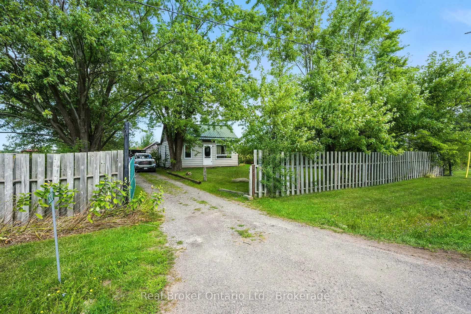 Photo 13 of 320 Netherby Road, Welland, Cooks Mills — HOMEH