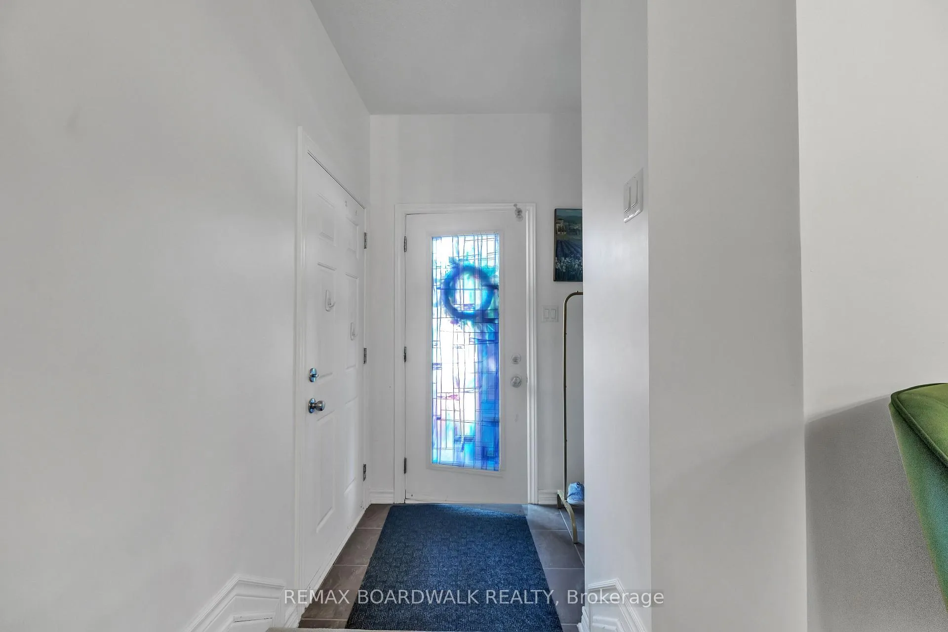 Photo 9 of 604 Paul Metivier Drive, Ottawa, Barrhaven - Strandherd — HOMEH