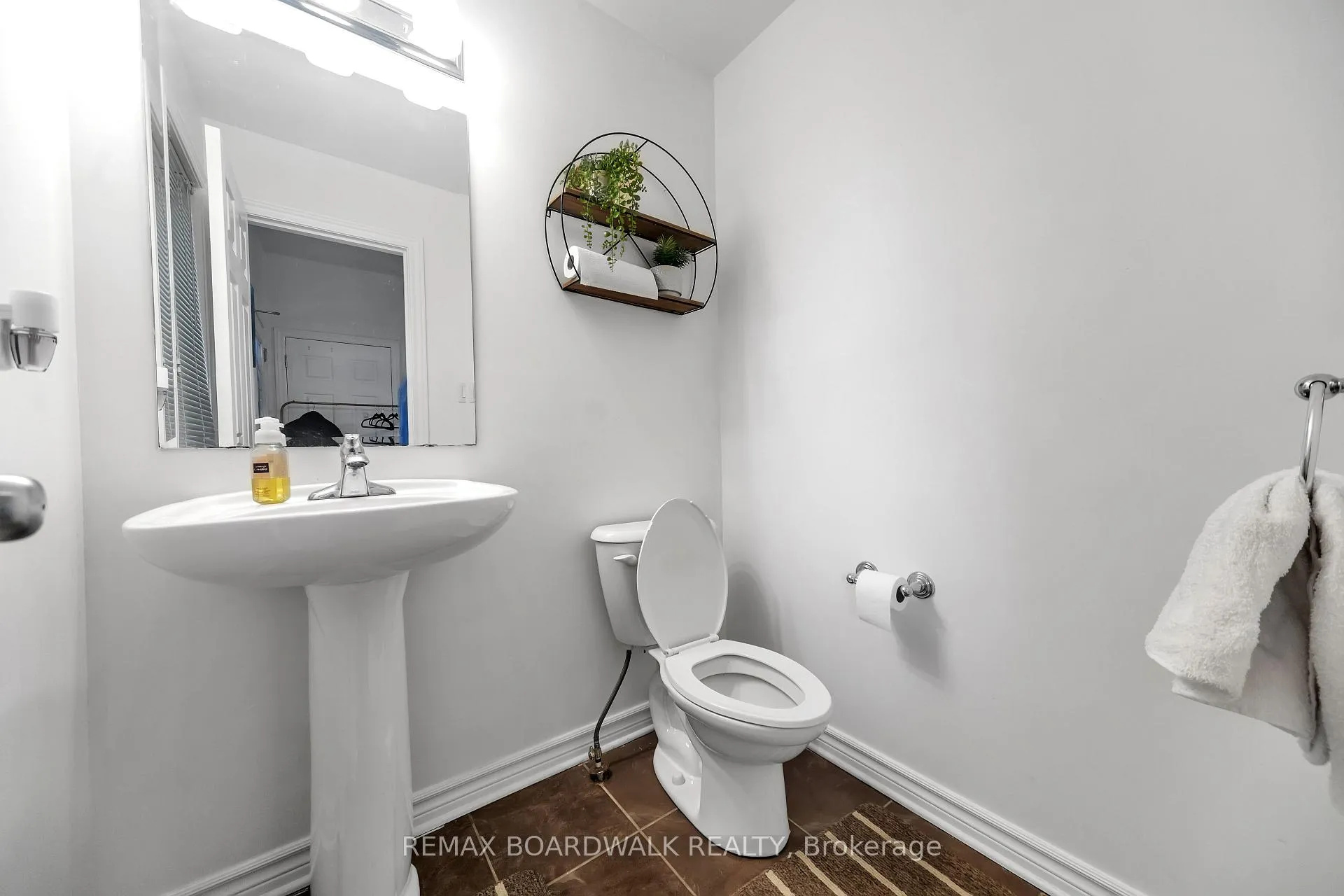 Photo 14 of 604 Paul Metivier Drive, Ottawa, Barrhaven - Strandherd — HOMEH