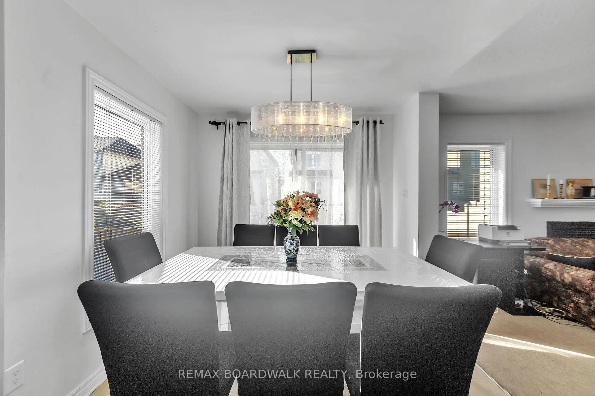 Photo 16 of 604 Paul Metivier Drive, Ottawa, Barrhaven - Strandherd — HOMEH