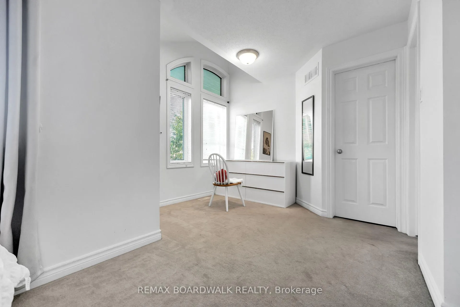 Photo 32 of 604 Paul Metivier Drive, Ottawa, Barrhaven - Strandherd — HOMEH