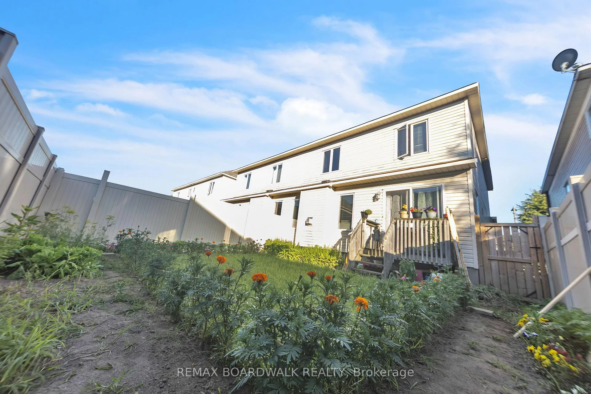 Photo 40 of 604 Paul Metivier Drive, Ottawa, Barrhaven - Strandherd — HOMEH