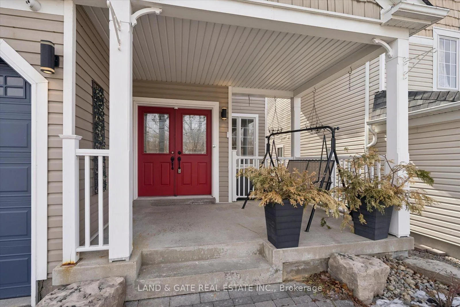 Photo 4 of 1329 Coldstream Drive, Oshawa, Taunton — HOMEH