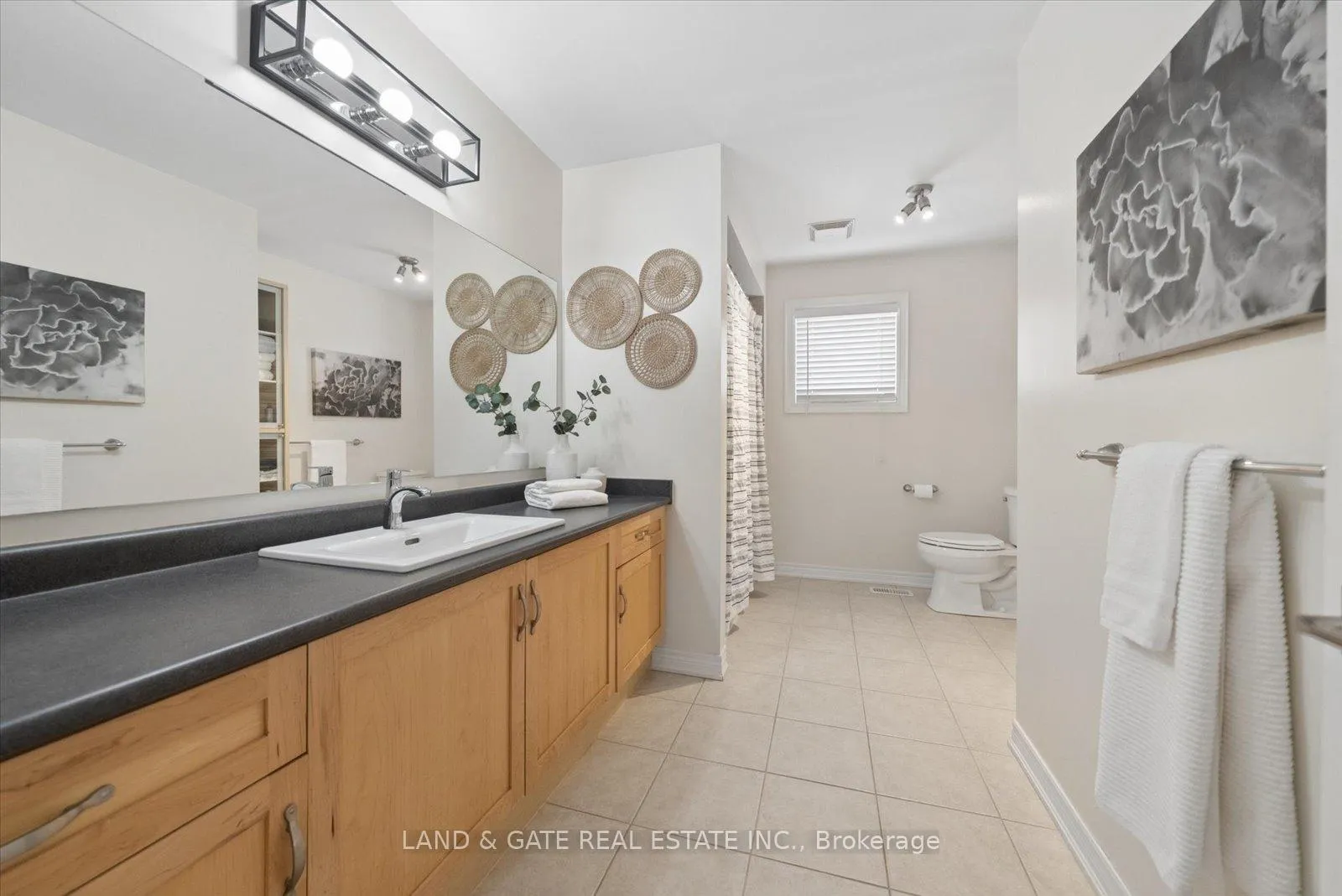 Photo 36 of 1329 Coldstream Drive, Oshawa, Taunton — HOMEH