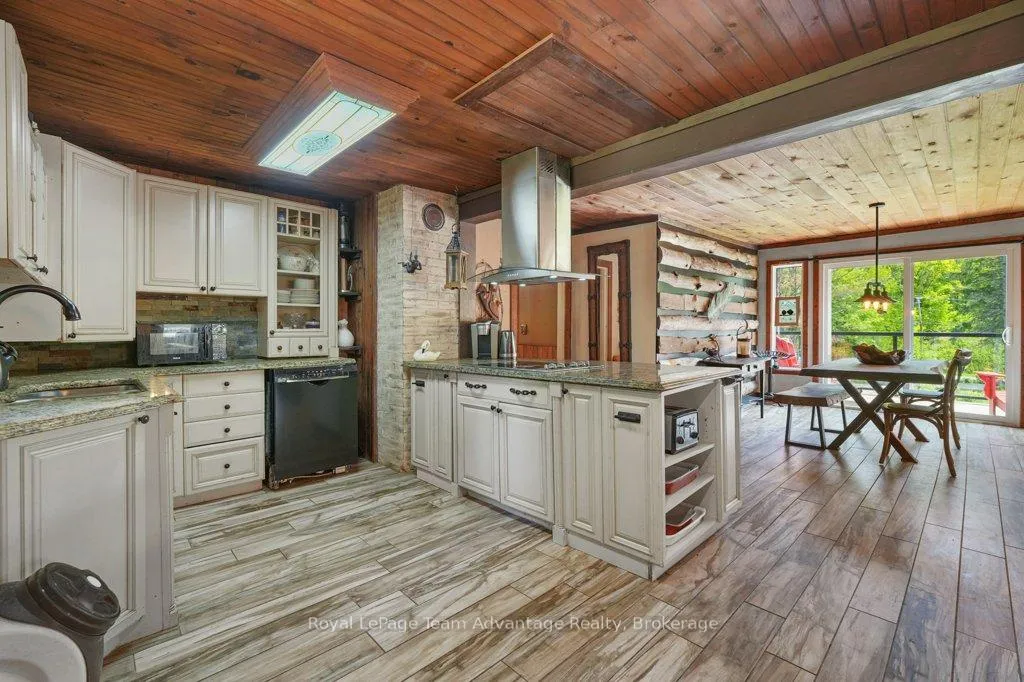 Photo 9 of 19 Allan Crescent, Seguin — HOMEH
