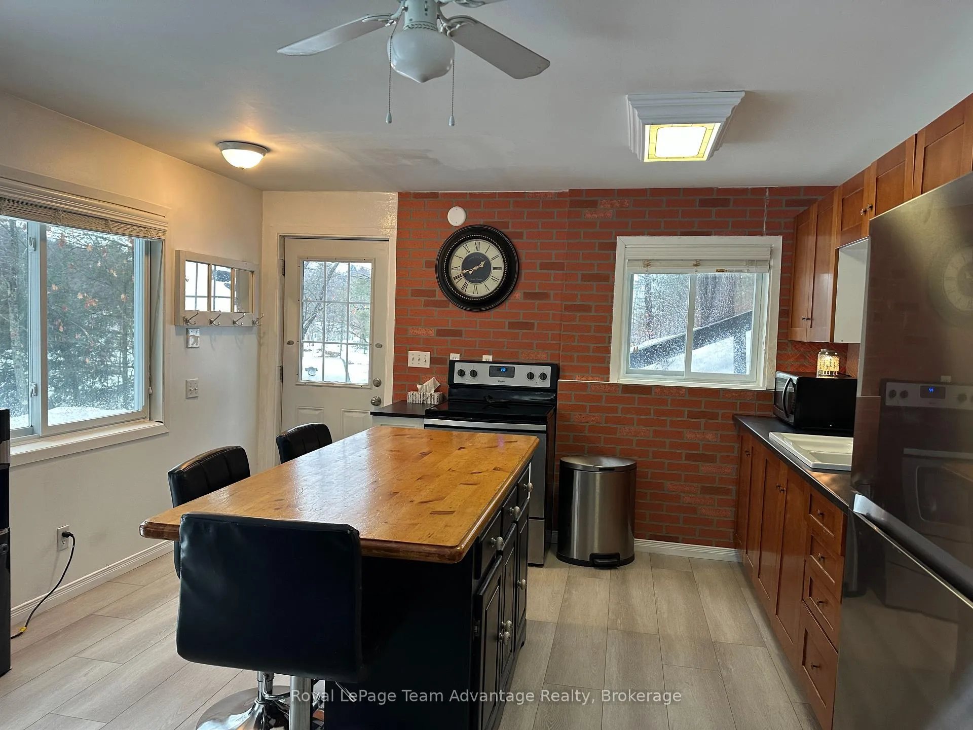 Photo 29 of 19 Allan Crescent, Seguin — HOMEH