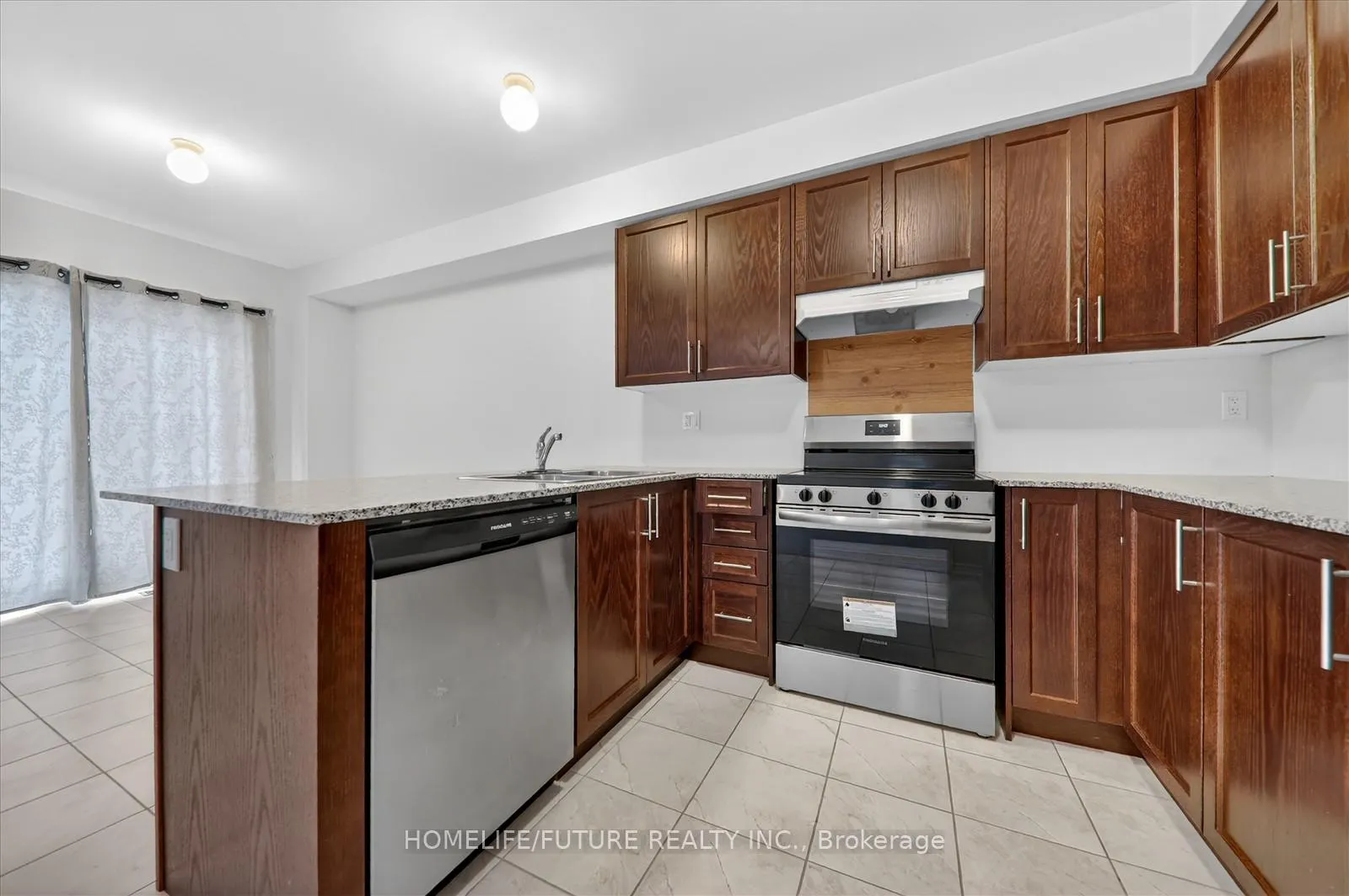 Photo 11 of 8 Grieve Street, Georgina Islands, Georgina Island — HOMEH