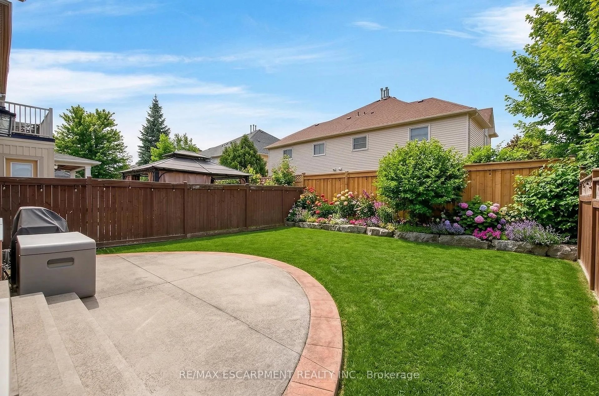 Photo 22 of 99 Fiddlehead Crescent, Hamilton, Waterdown — HOMEH