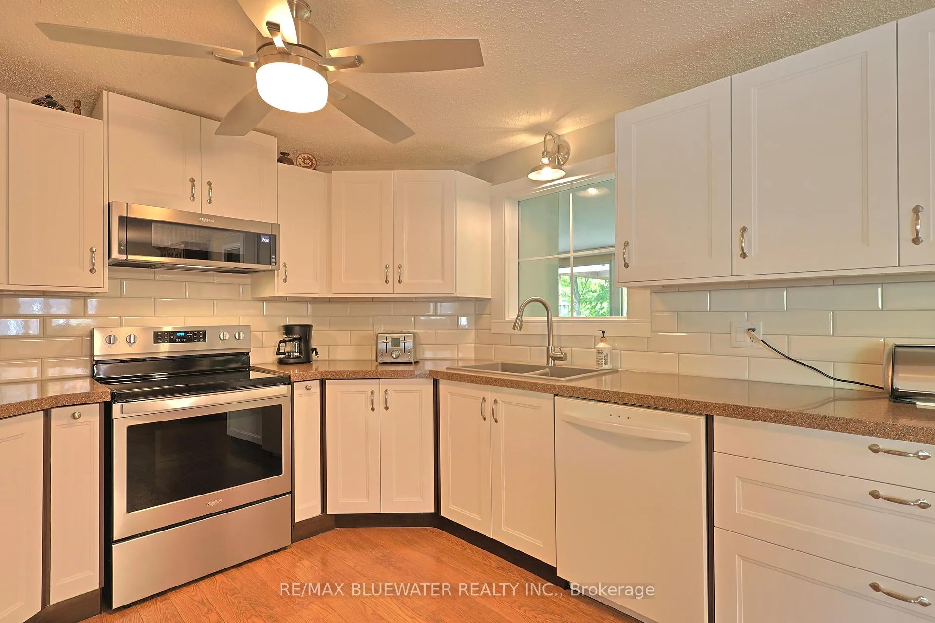Photo 20 of 328 Wyldwood Lane, South Huron, Stephen — HOMEH