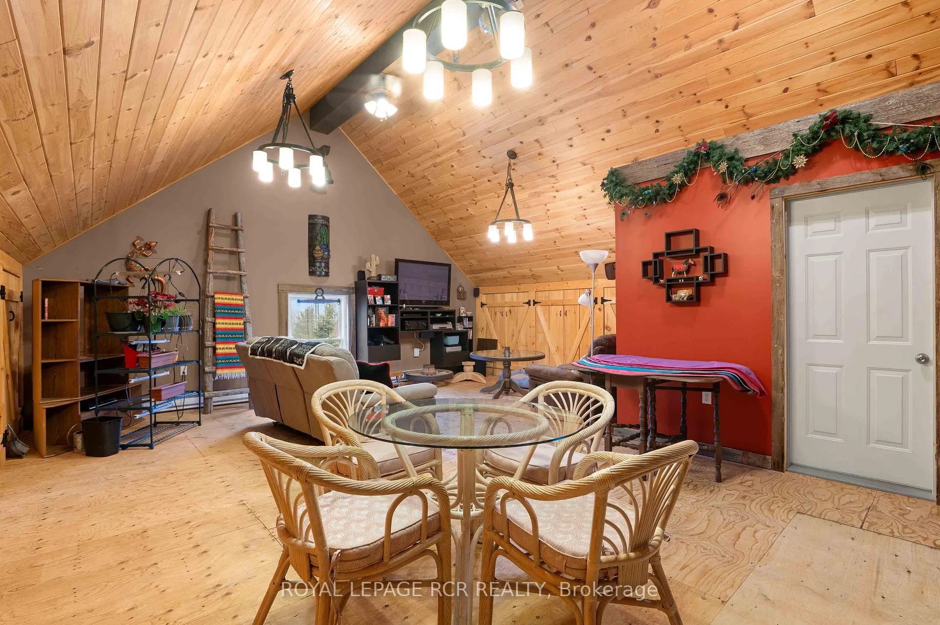 Photo 15 of 773367 10 Highway, Grey Highlands — HOMEH