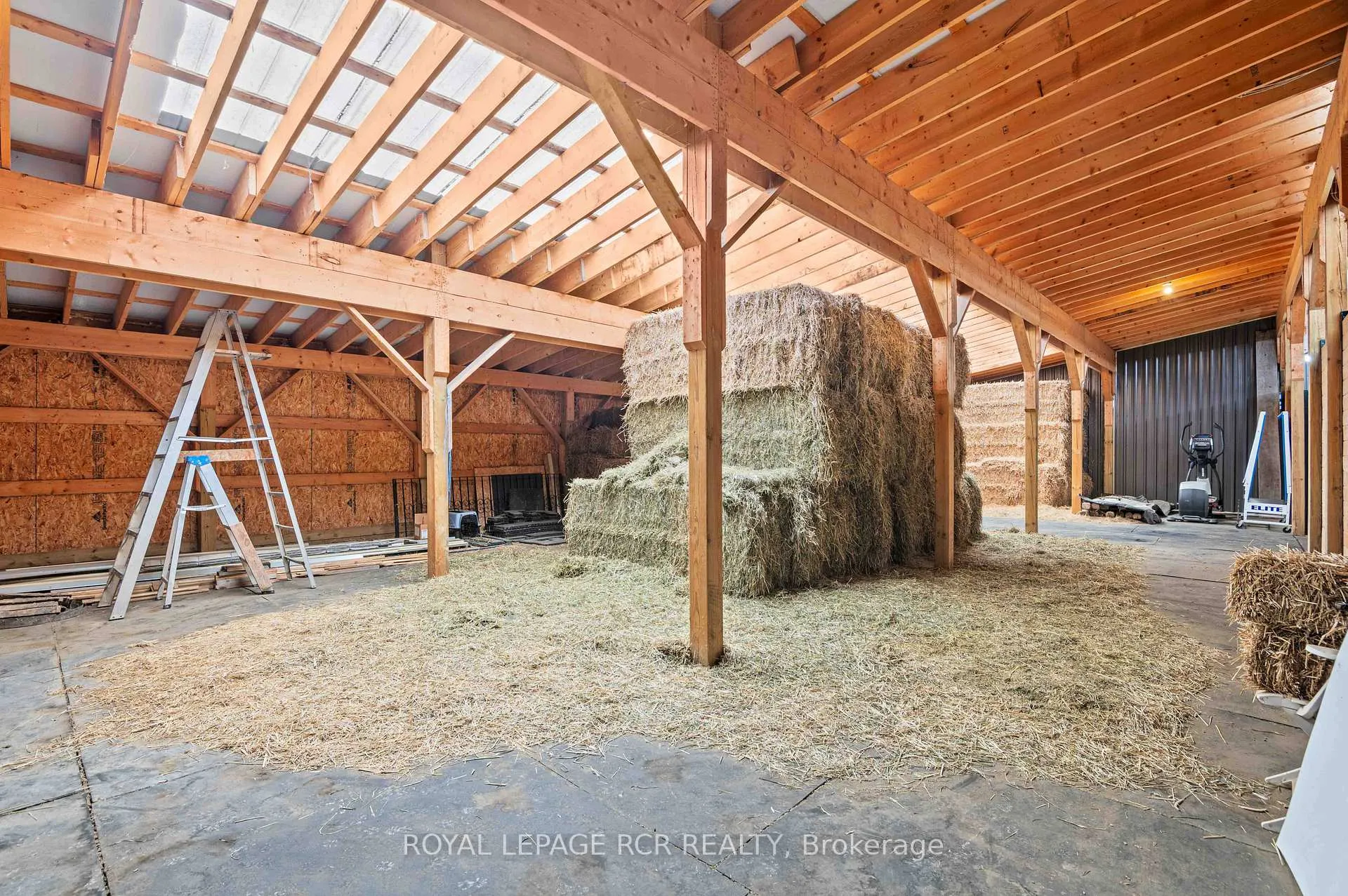 Photo 25 of 773367 10 Highway, Grey Highlands — HOMEH
