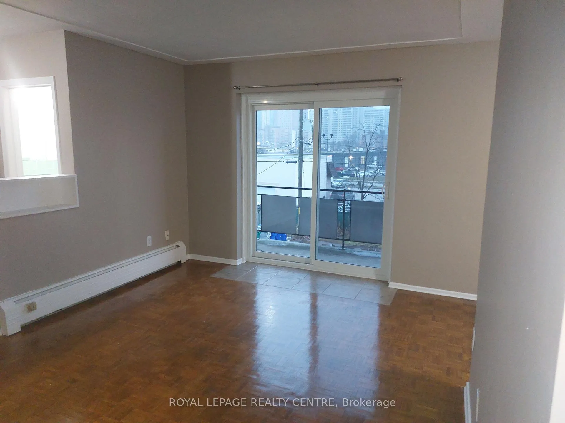 Photo 5 of Unit 9, 90 Marshall Street, Waterloo, Downtown Waterloo — HOMEH