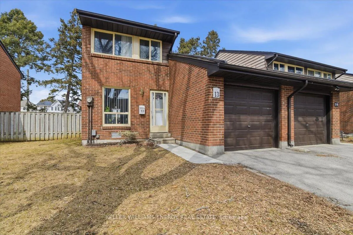 Photo 1 of Unit 13, 155 Glovers Road E, Oshawa, Samac — HOMEH