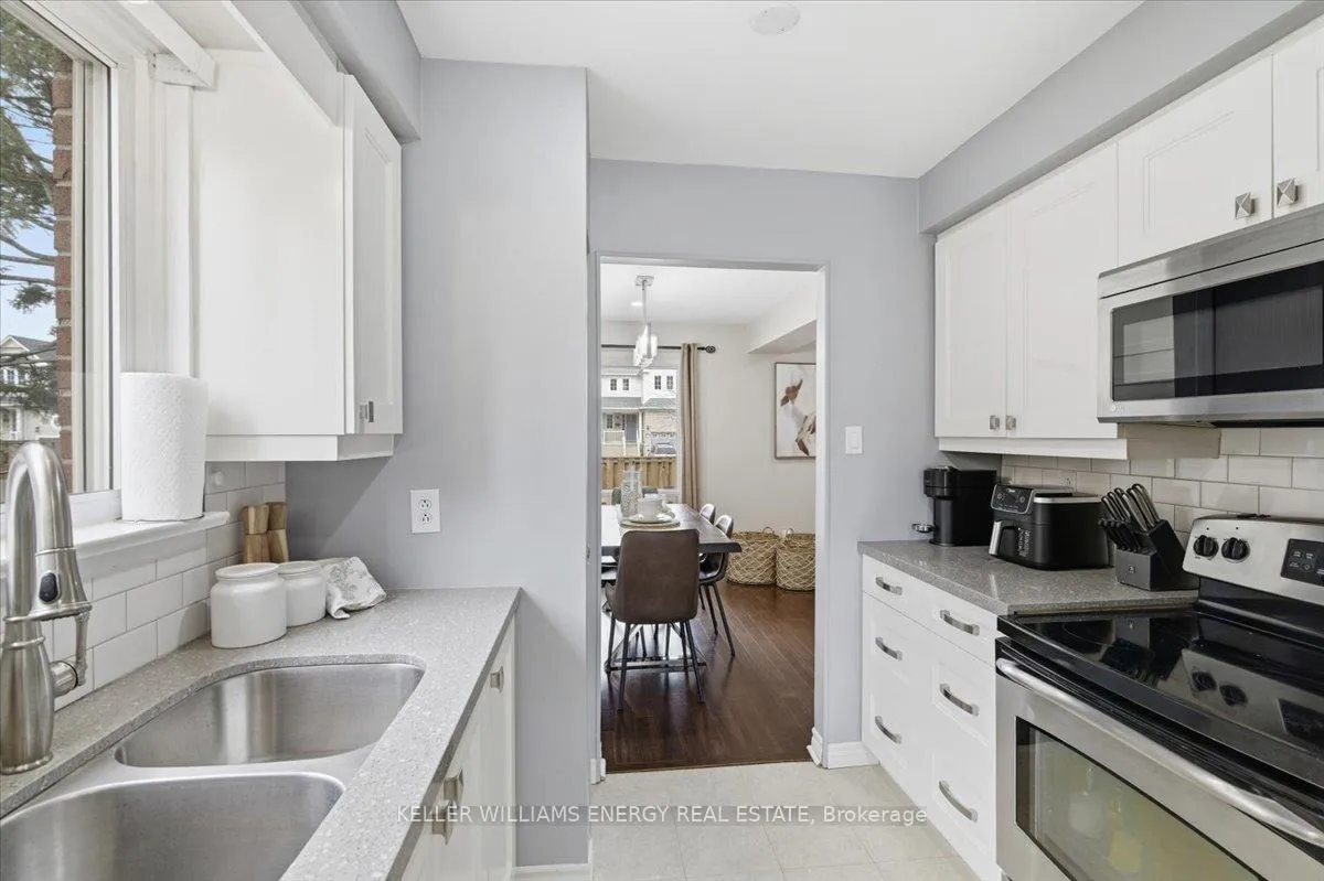 Photo 10 of Unit 13, 155 Glovers Road E, Oshawa, Samac — HOMEH