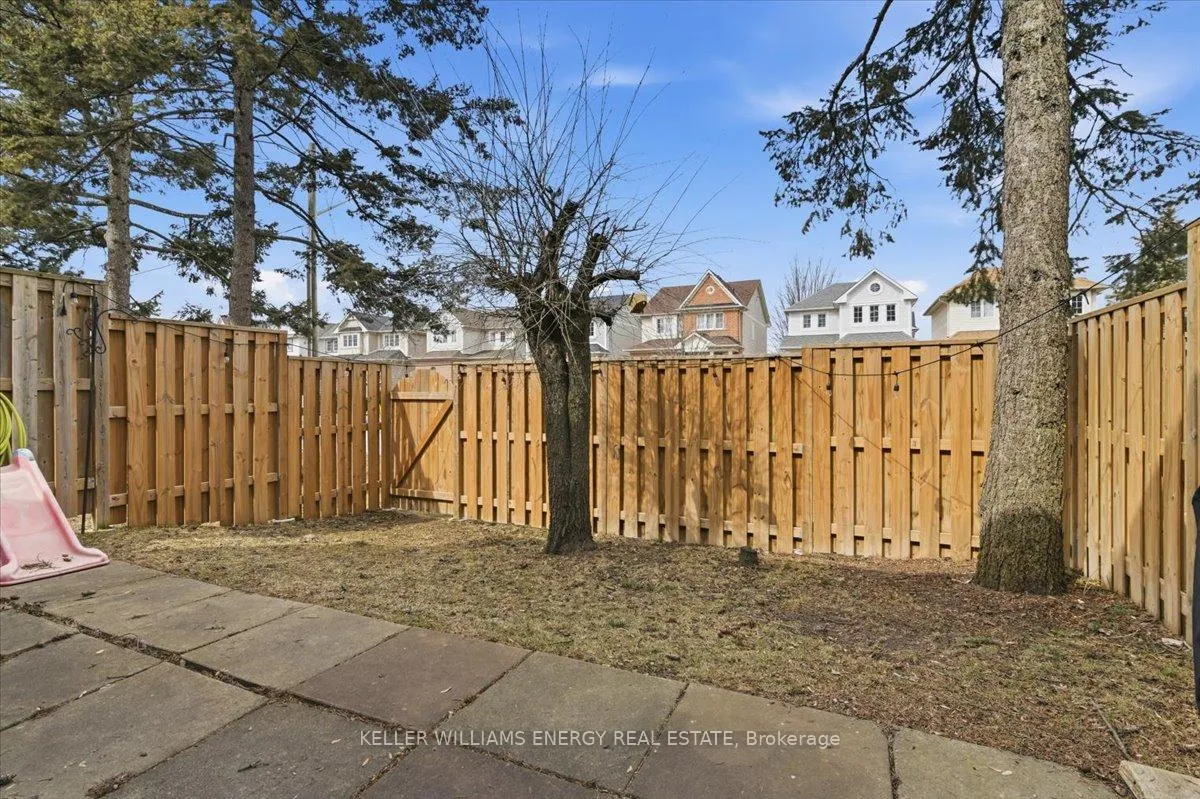 Photo 36 of Unit 13, 155 Glovers Road E, Oshawa, Samac — HOMEH