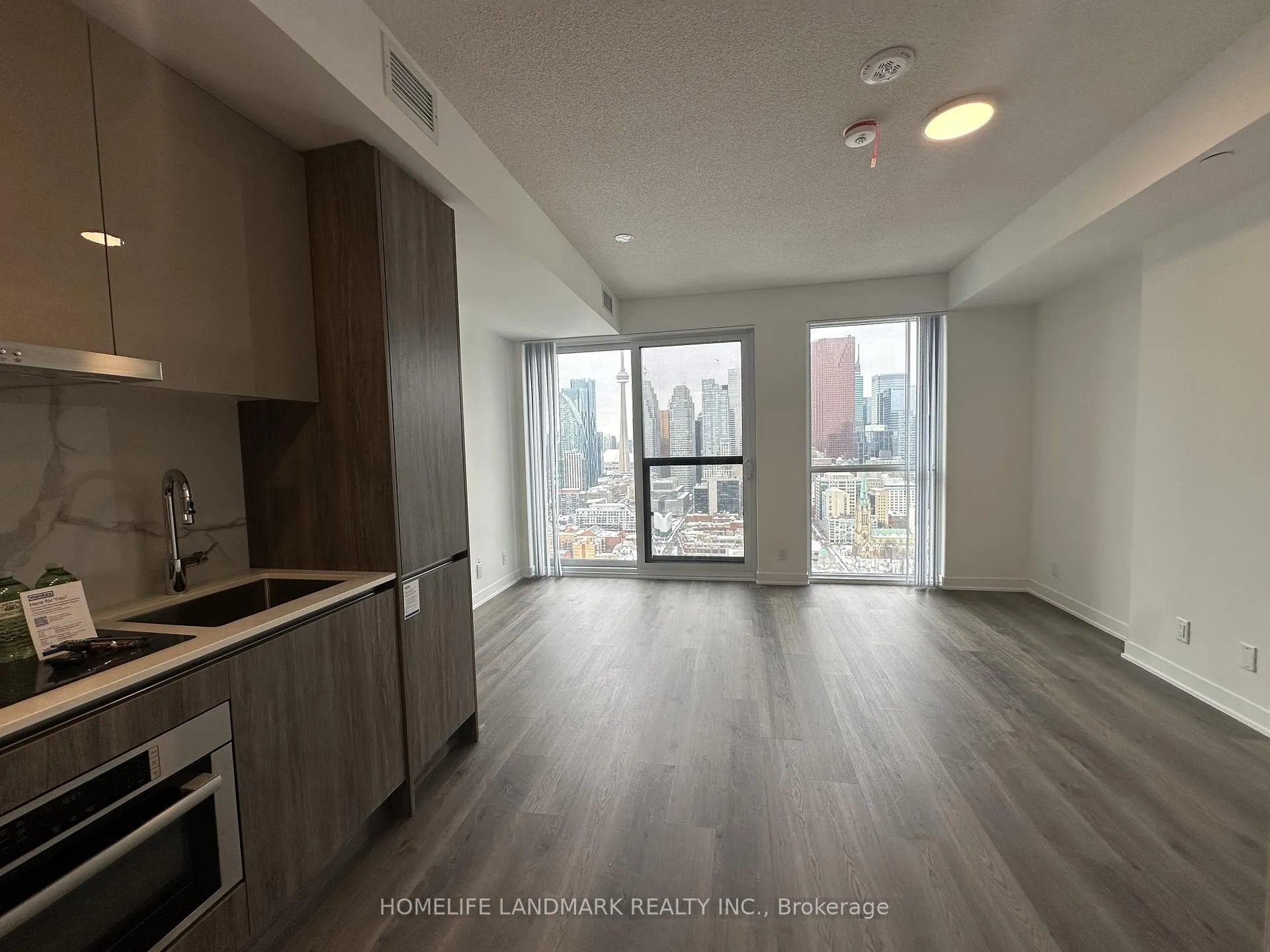 Photo 2 of Unit 4111, 180 Front Street E, Toronto, Moss Park — HOMEH