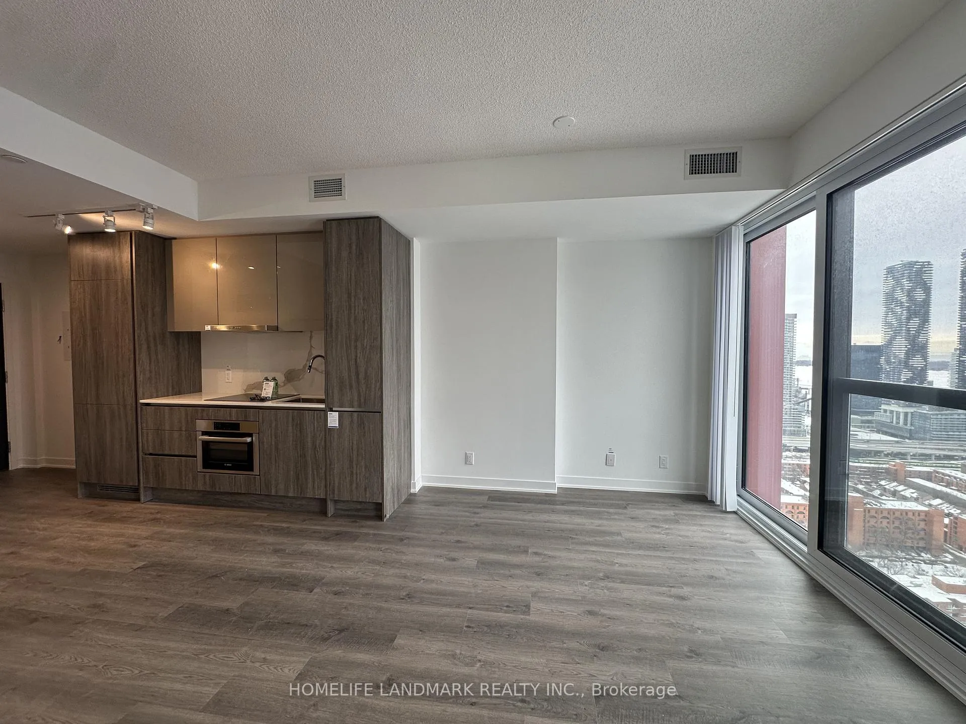 Photo 9 of Unit 4111, 180 Front Street E, Toronto, Moss Park — HOMEH