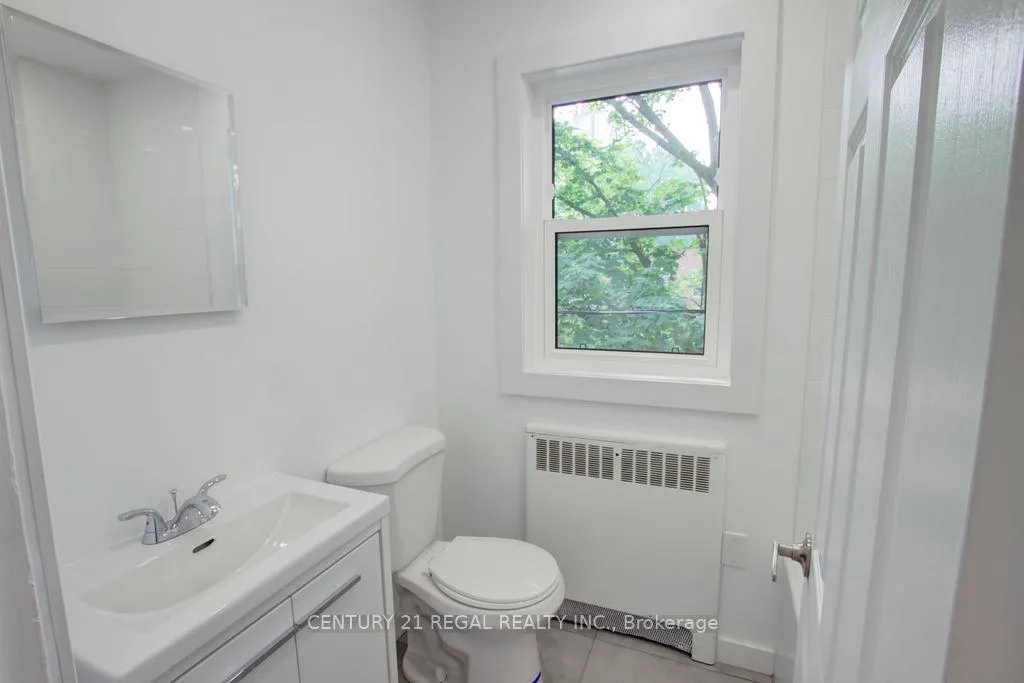 Photo 8 of 2127 Harris Crescent, Burlington, Brant — HOMEH