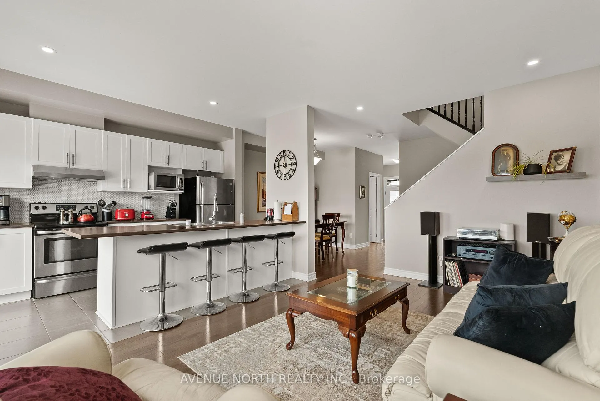 Photo 11 of 962 Kilbirnie Drive, Ottawa, Barrhaven - Half Moon Bay — HOMEH