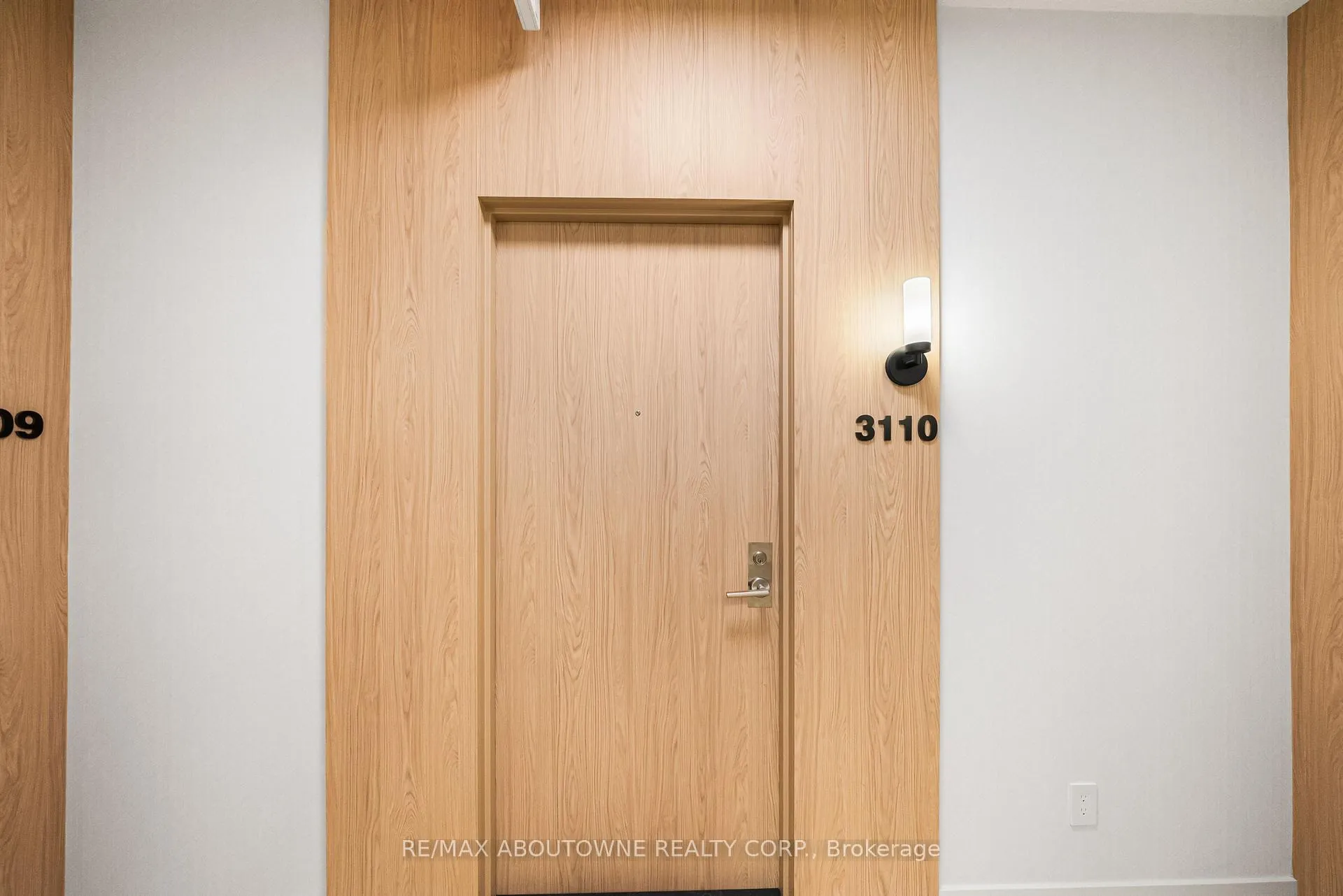 Photo 6 of Unit 3110, 28 Ted Rogers Way, Toronto, Church-Yonge Corridor — HOMEH
